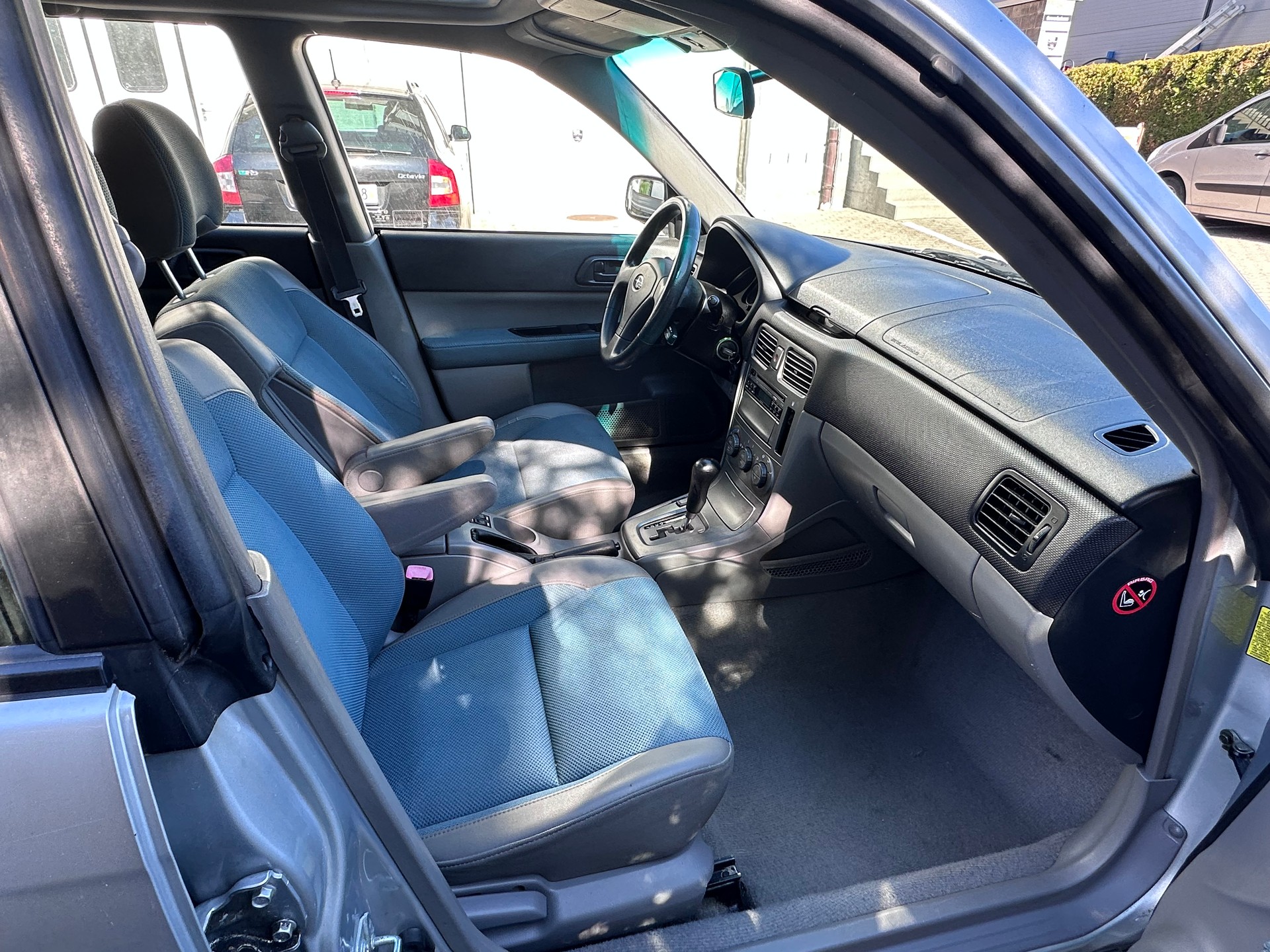 SUBARU Forester 2.0X Comfort Automatic-image-6