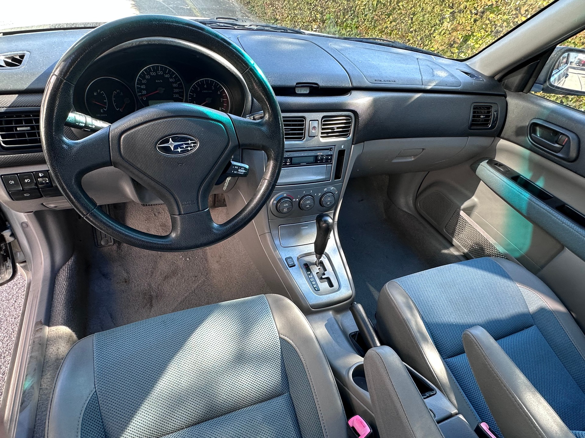 SUBARU Forester 2.0X Comfort Automatic-image-12