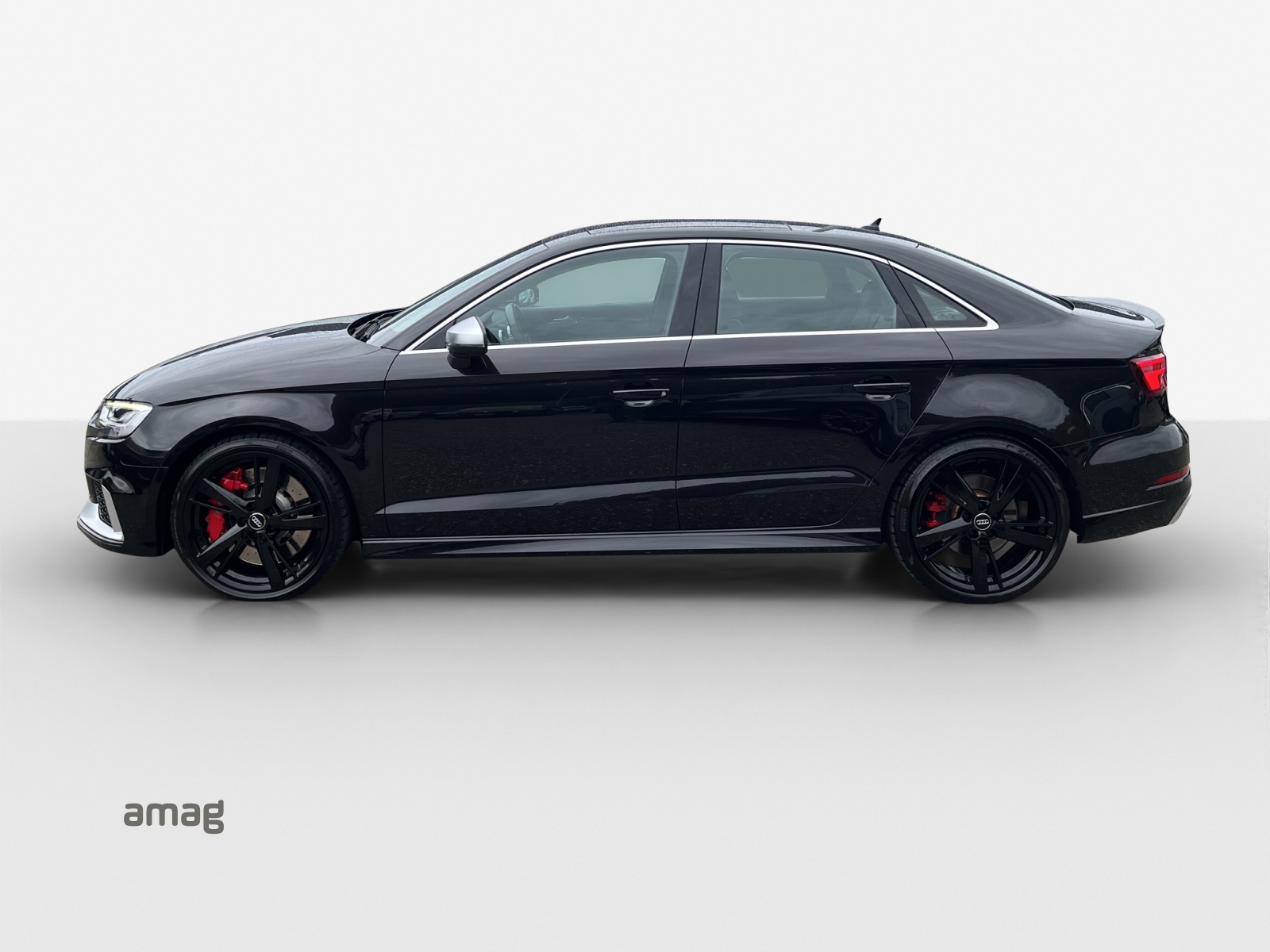 AUDI RS3 Limousine 2.5 TSI quattro S-tronic-image-1