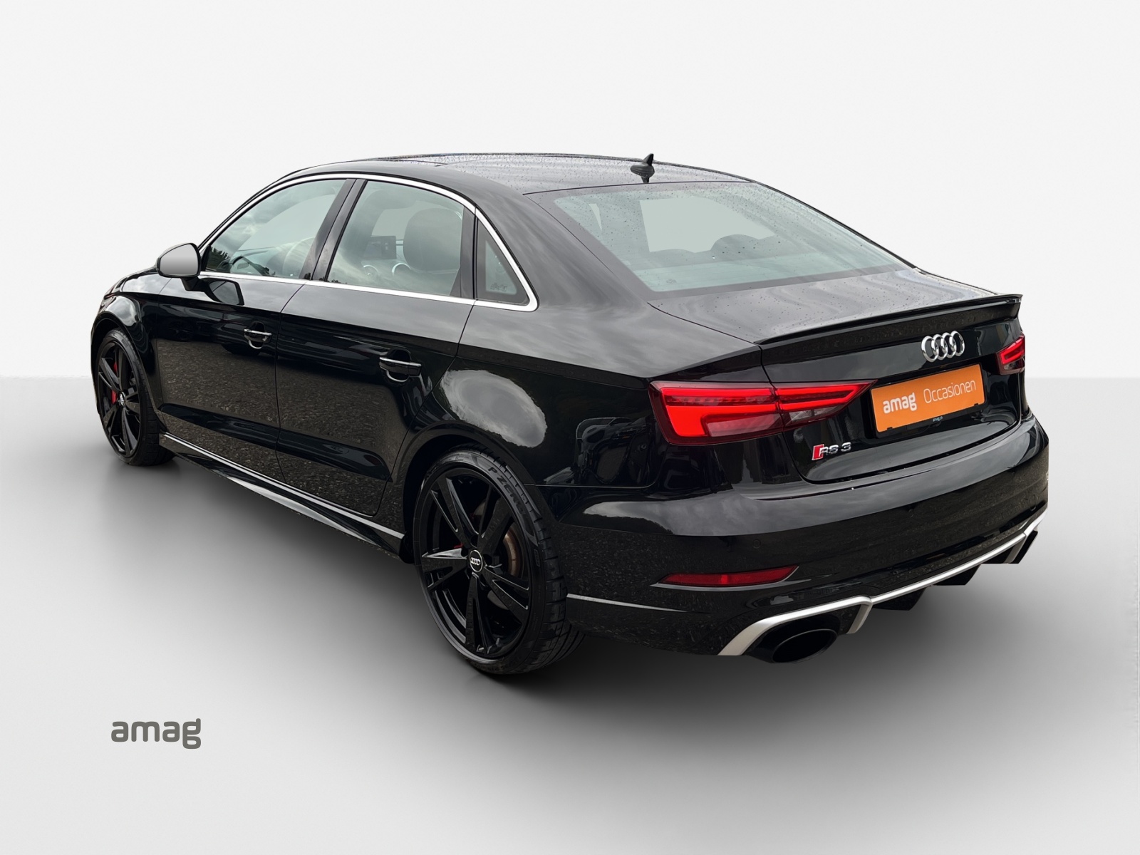 AUDI RS3 Limousine 2.5 TSI quattro S-tronic-image-2