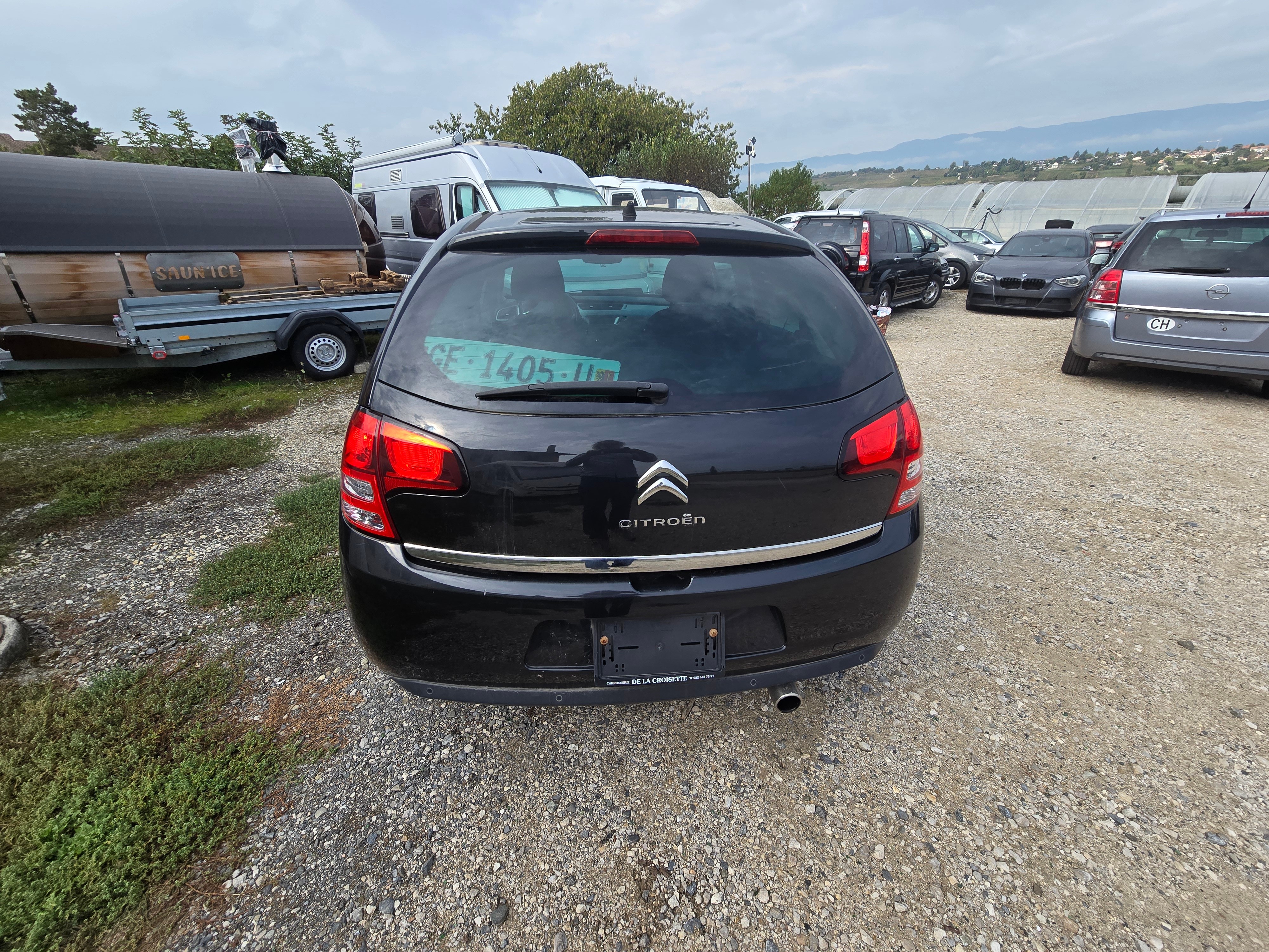 Car photo