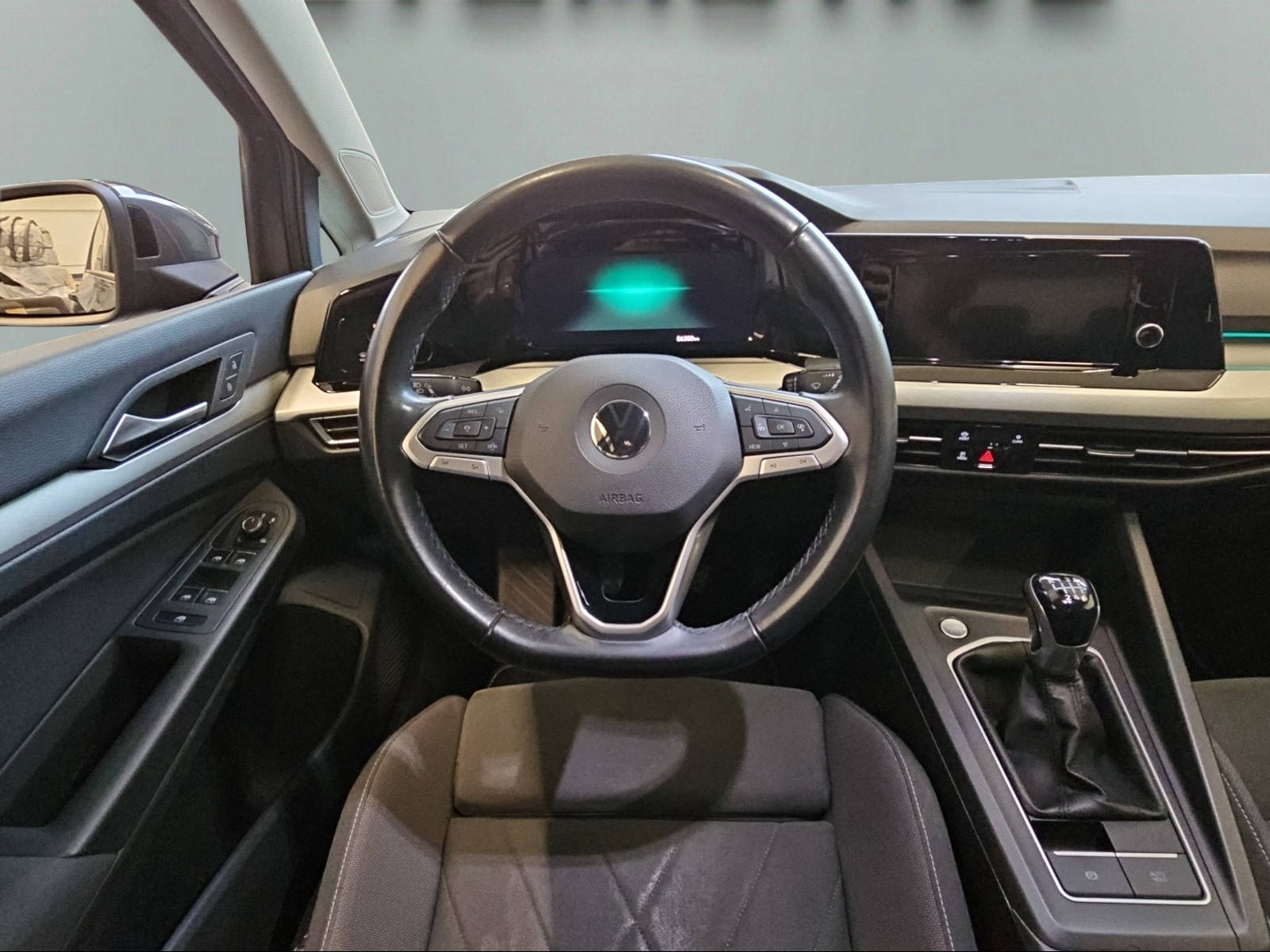 VW Golf 1.5 TSI EVO Highline-image-10