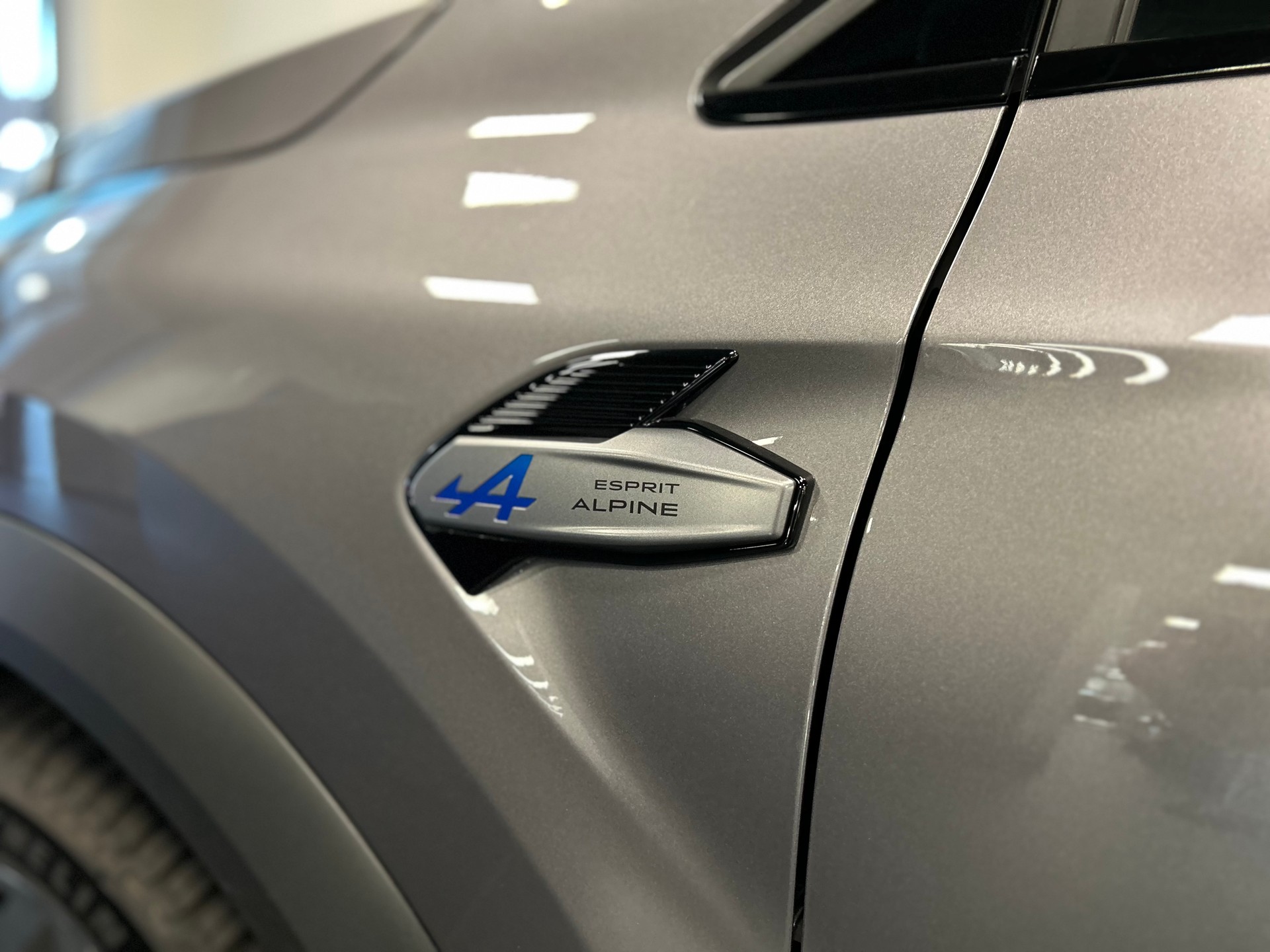 RENAULT Captur 1.6 E-Tech 145 Esprit Alpine DHT-image-20