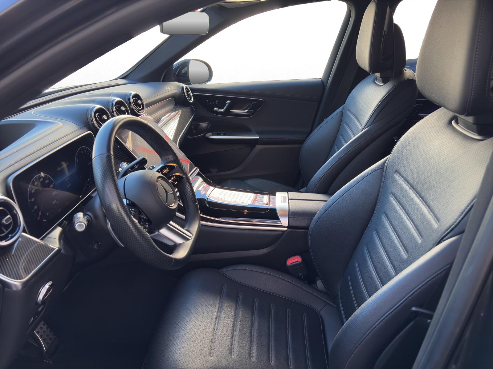 MERCEDES-BENZ GLC 300 de AMG Line 4matic-image-9