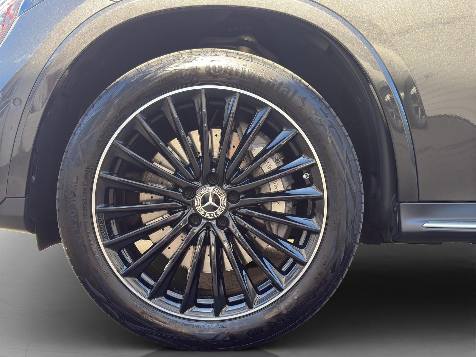 MERCEDES-BENZ GLC 300 de AMG Line 4matic-image-8