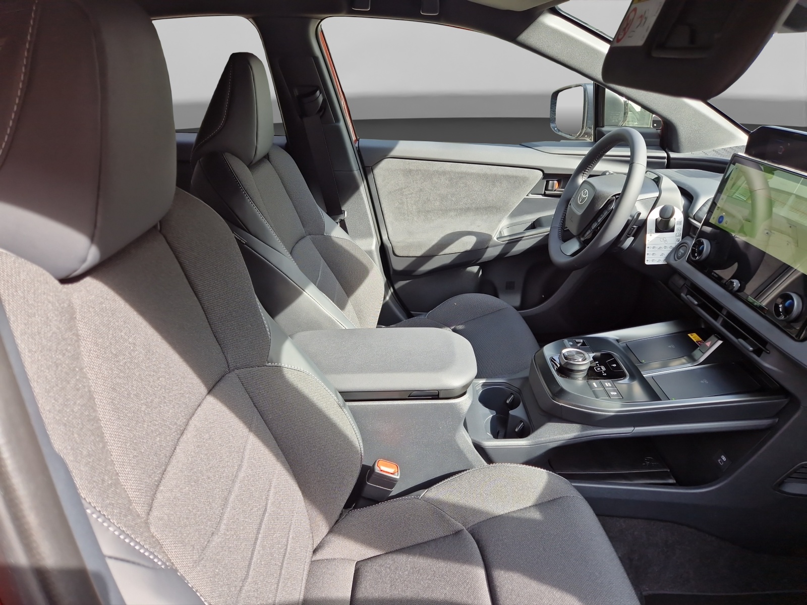 TOYOTA C-HR+ Style-image-9
