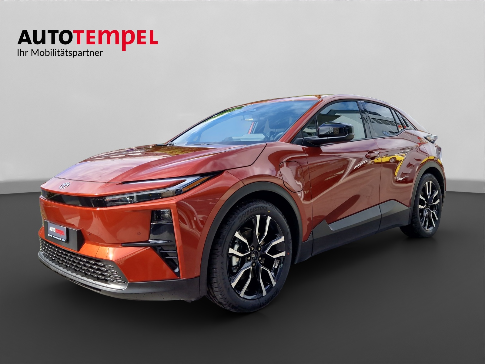 TOYOTA C-HR+ Style-image-0