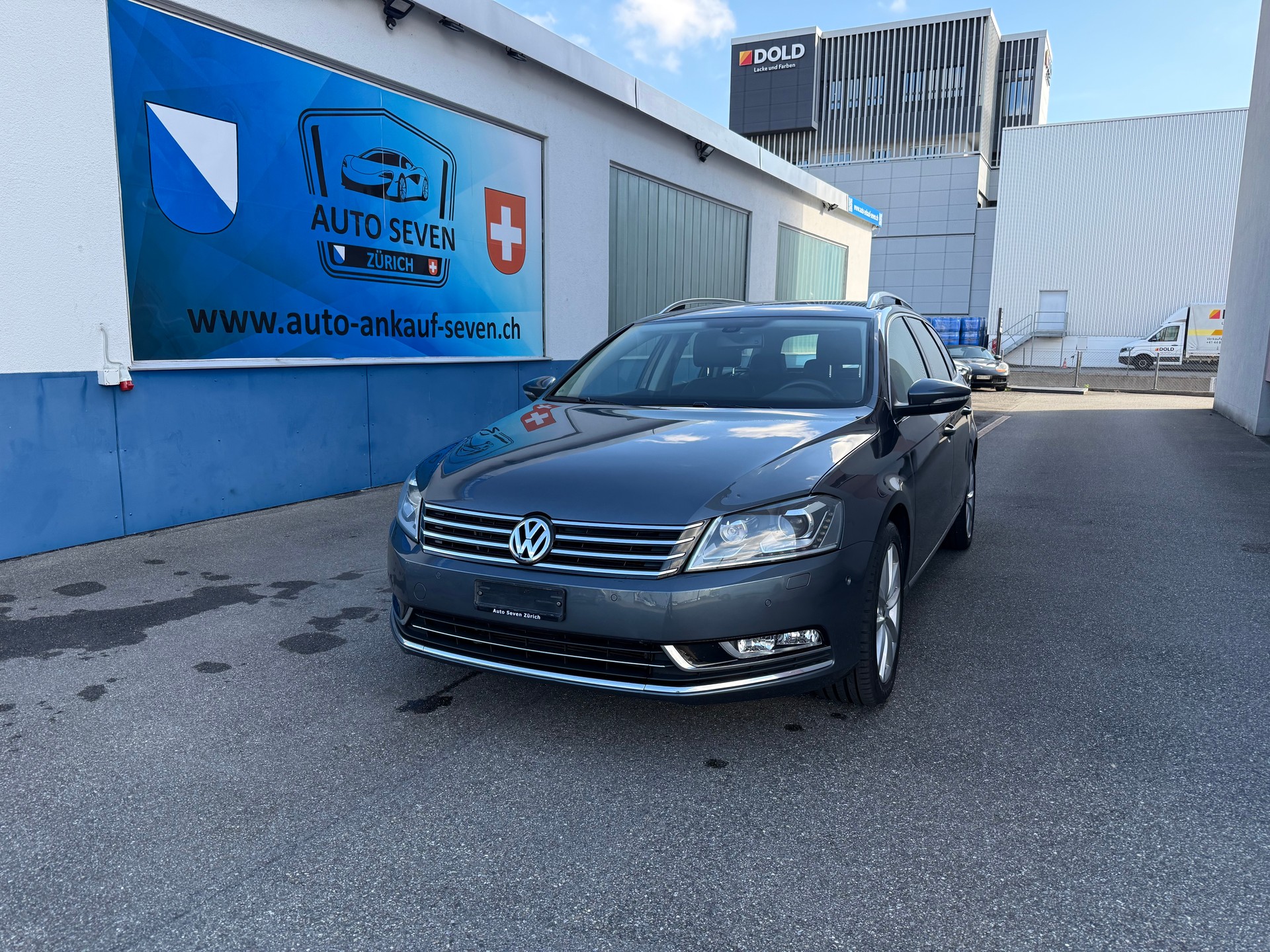 VW Passat Variant 1.4 TSI BMT Highline DSG-image-2