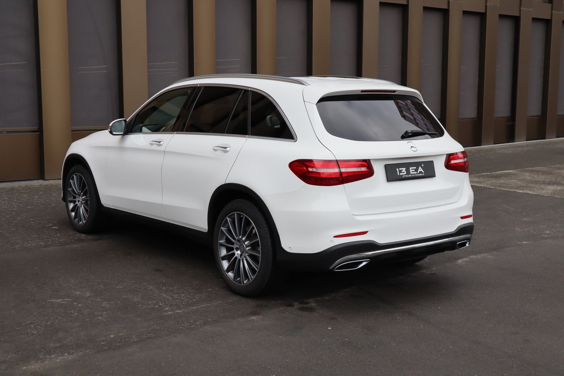 MERCEDES-BENZ GLC 250 d AMG Line 4Matic 9G-Tronic-image-6