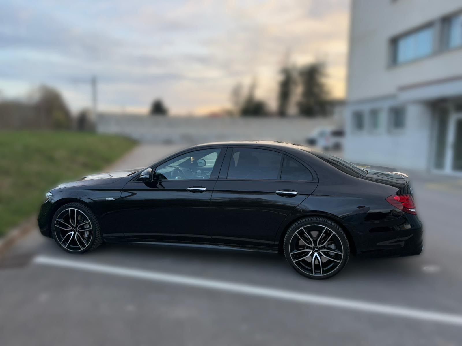 MERCEDES-BENZ E 53 AMG 4matic+-image-1