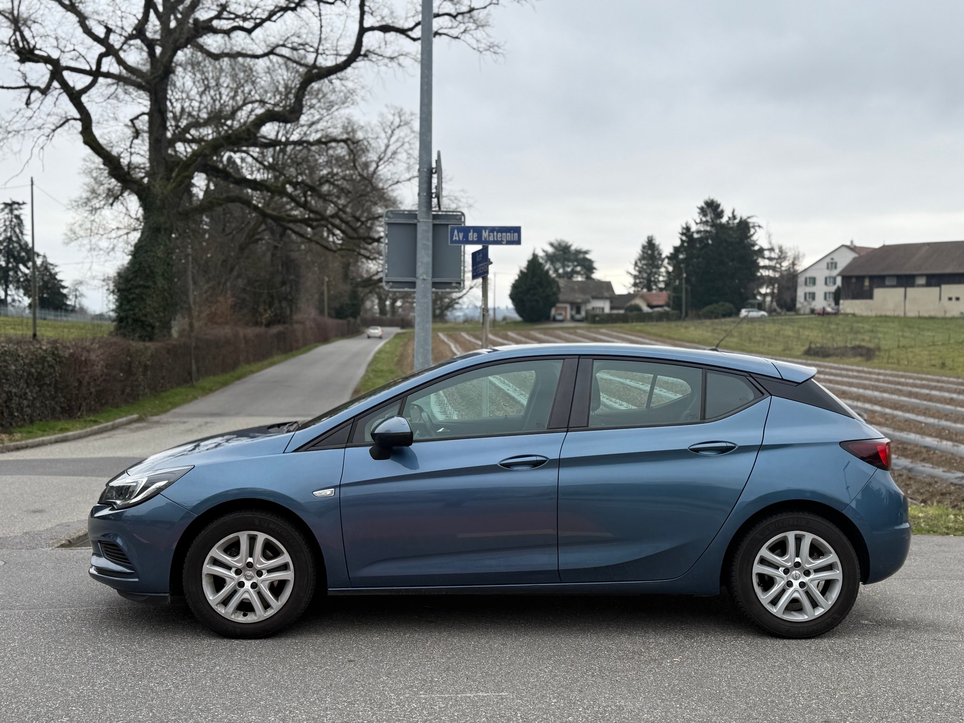 OPEL Astra 1.0i Turbo Dynamic-image-3