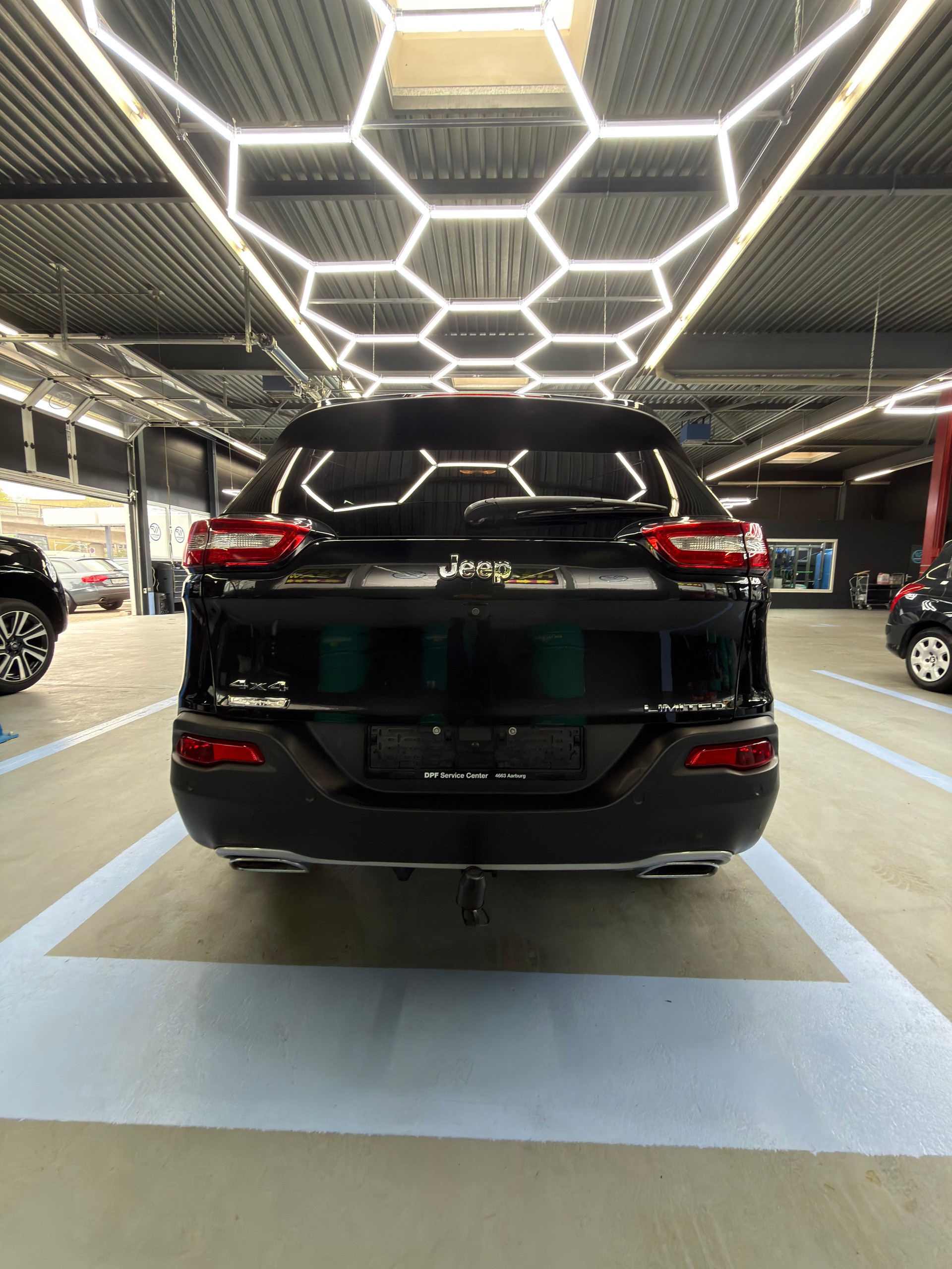 JEEP Cherokee 2.2TD Limited AWD 9ATX-image-4