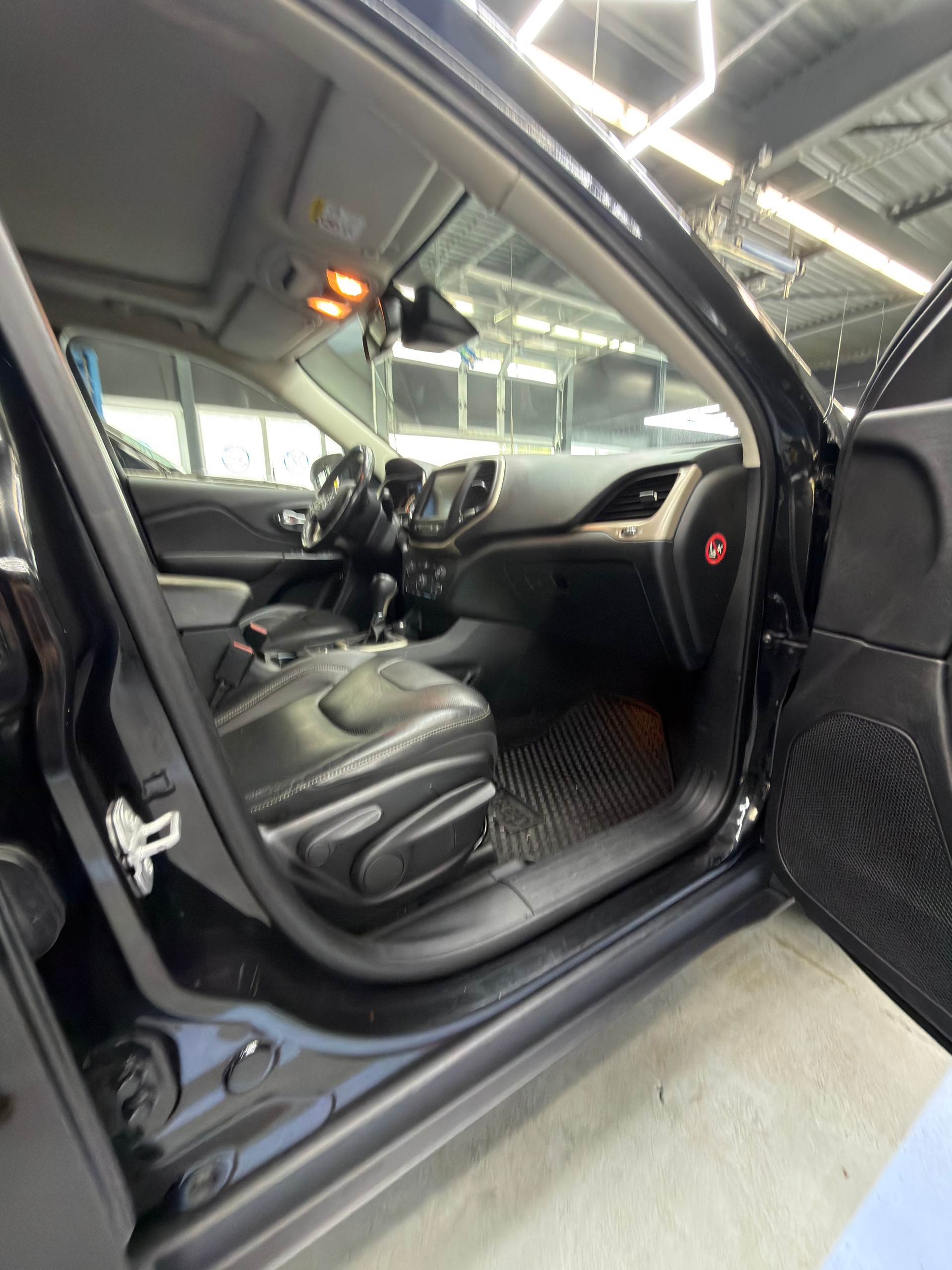 JEEP Cherokee 2.2TD Limited AWD 9ATX-image-10
