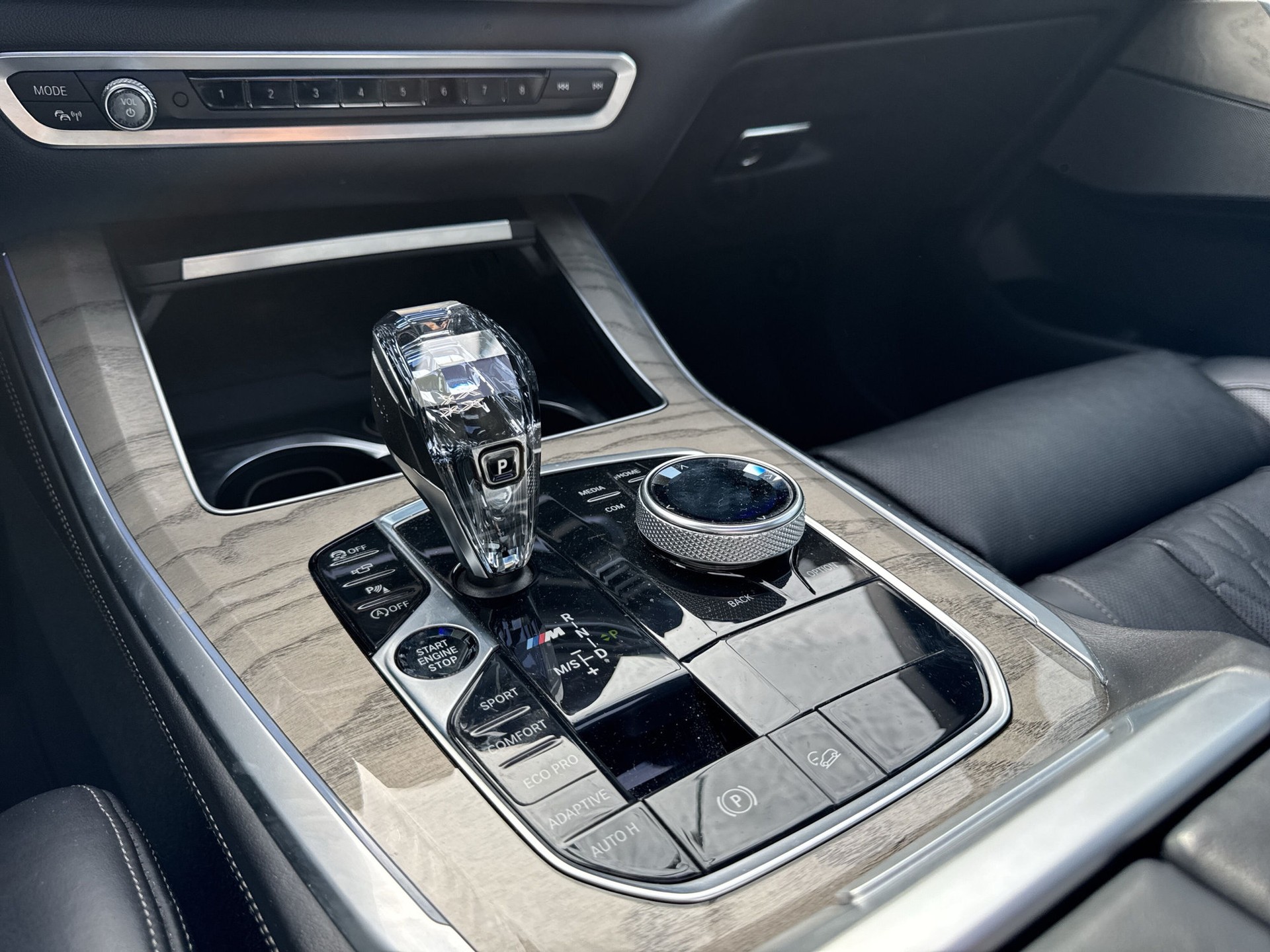 BMW X5 xDrive M50d Steptronic-image-12