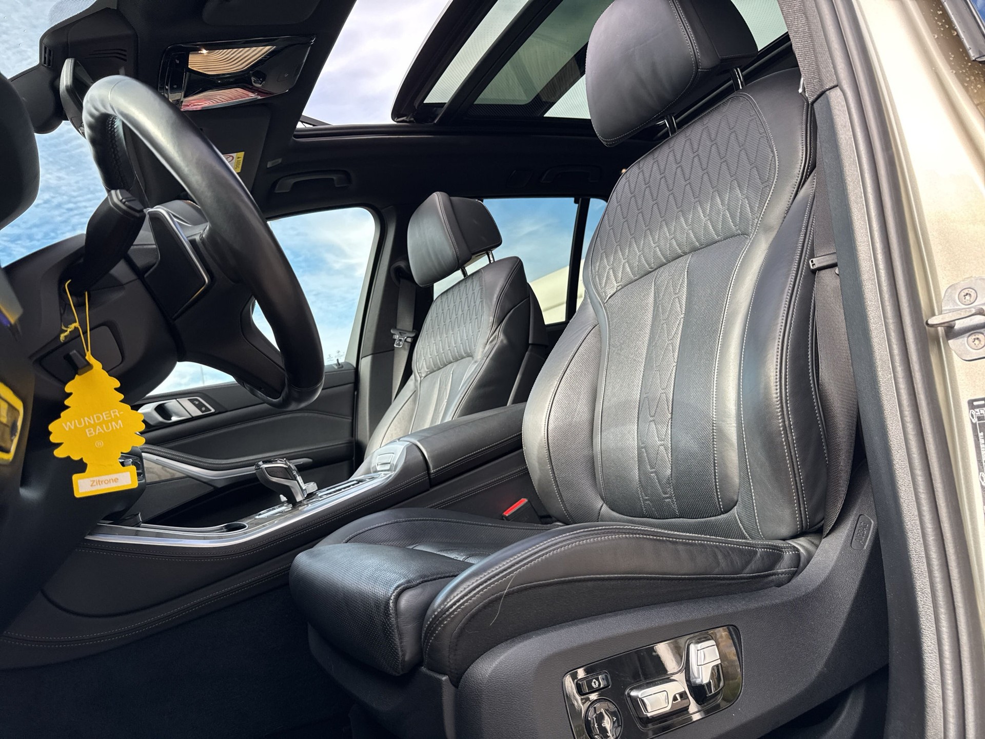 BMW X5 xDrive M50d Steptronic-image-9