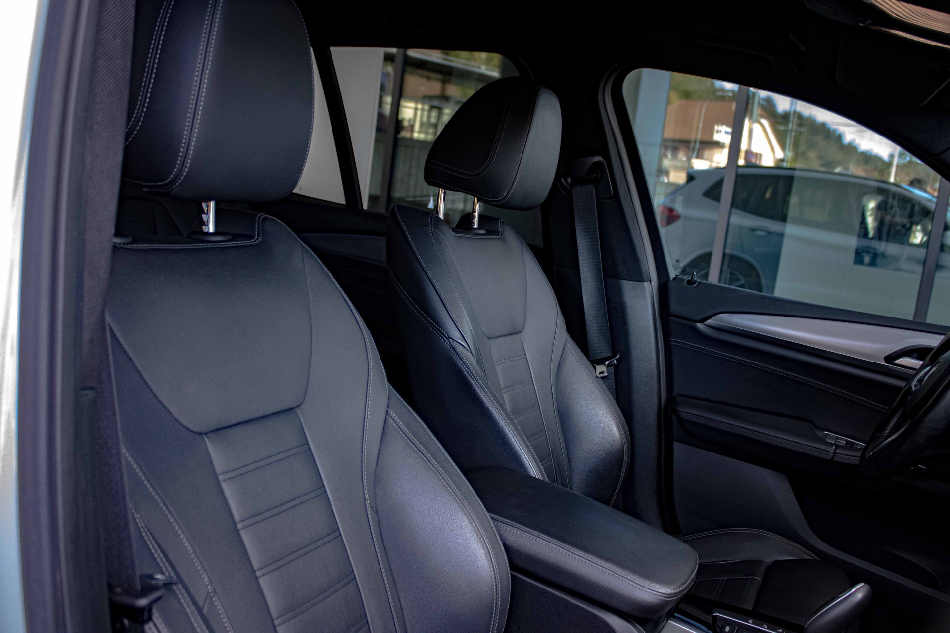BMW X3 xDrive 20i M Sport Steptronic-image-19