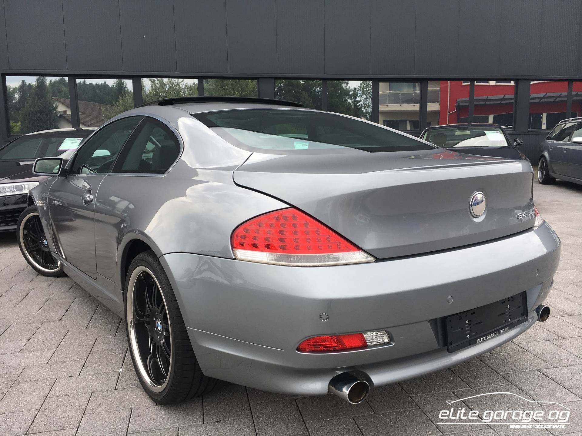 BMW 645i-image-8