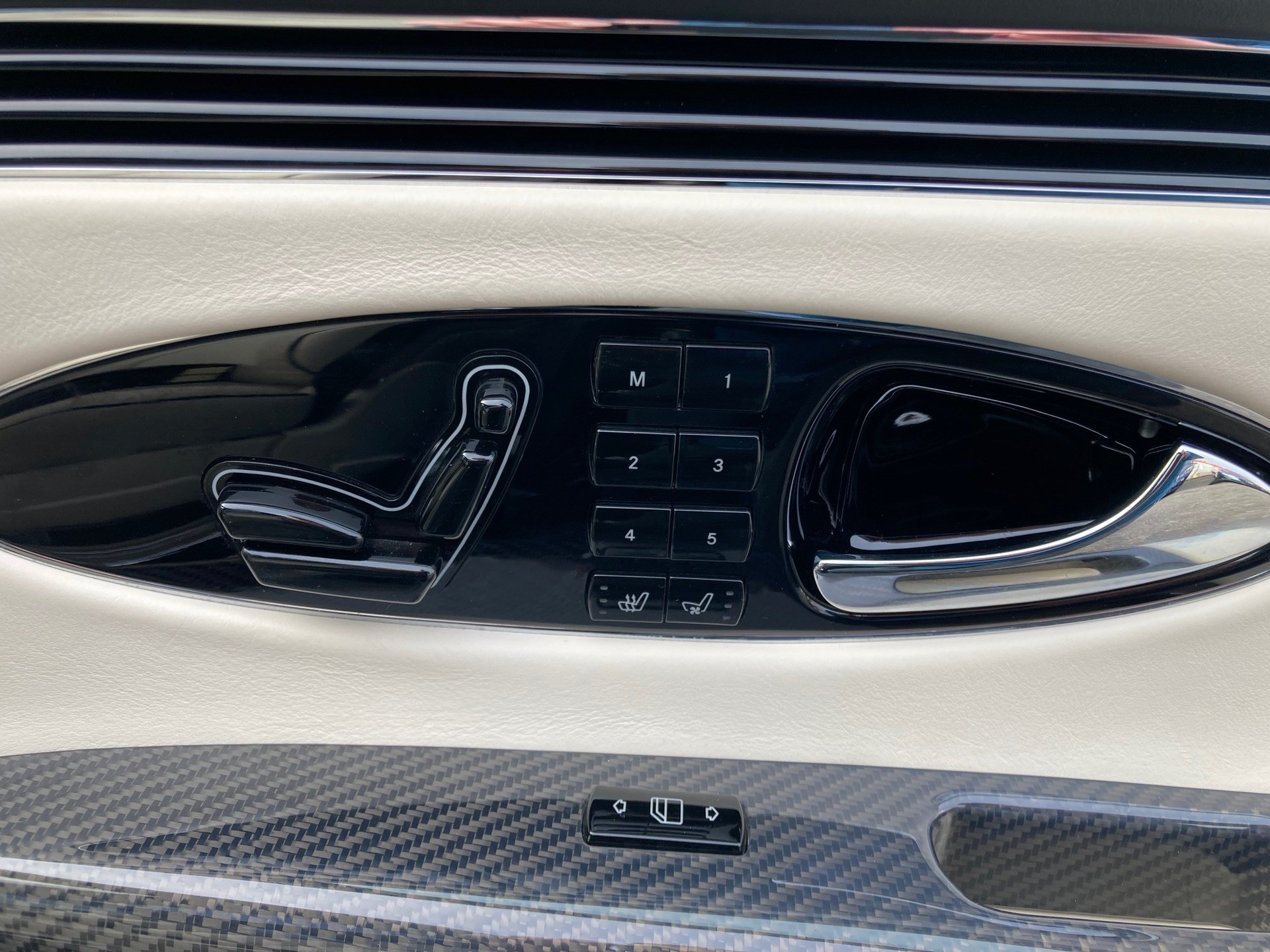 MAYBACH 57 S-image-16