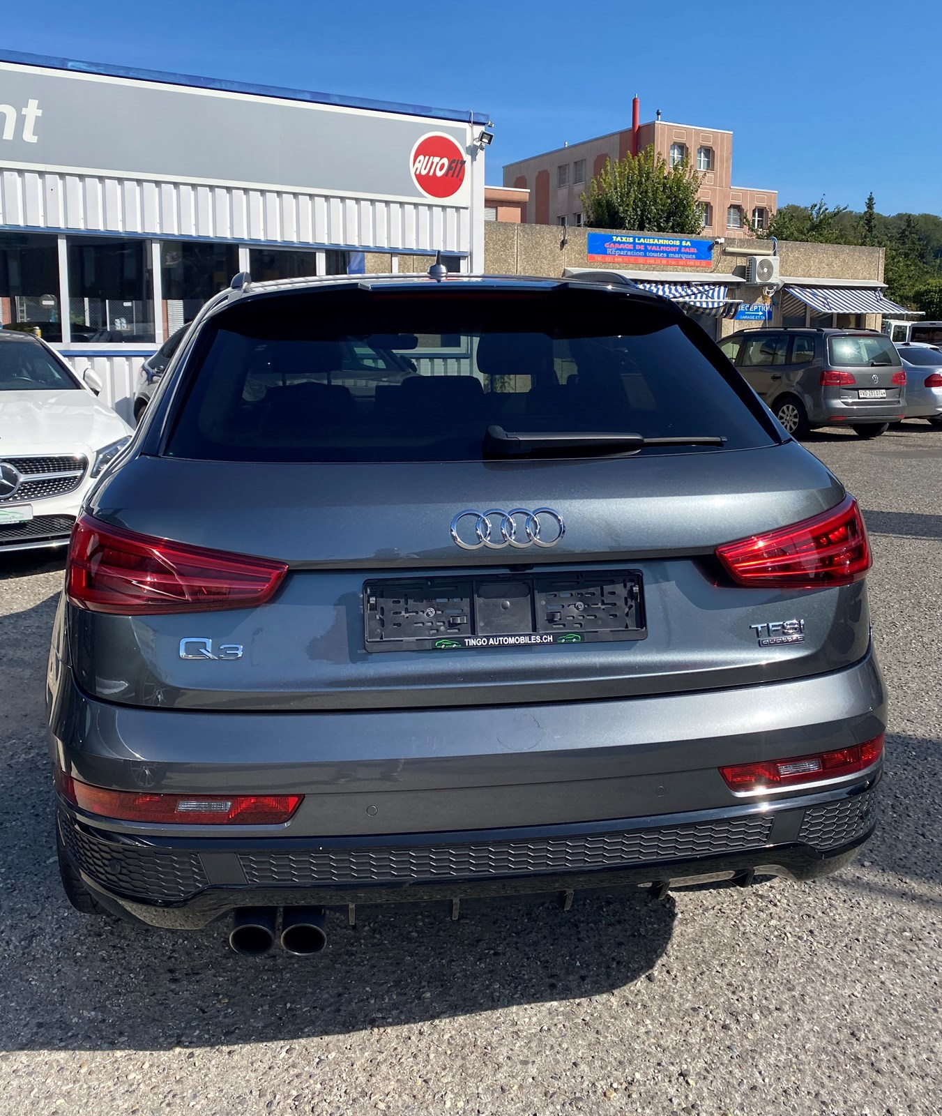 AUDI Q3 2.0 TFSI sport quattro S-tronic-image-2