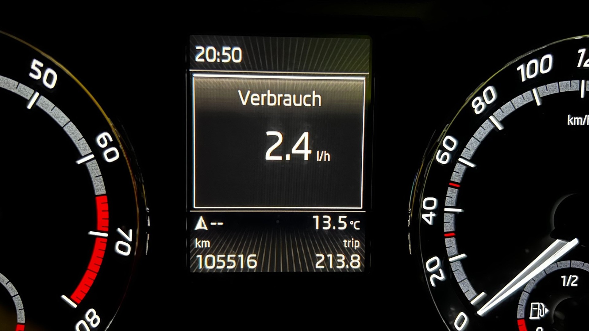 SKODA Octavia Combi 2.0 TSI RS-image-6