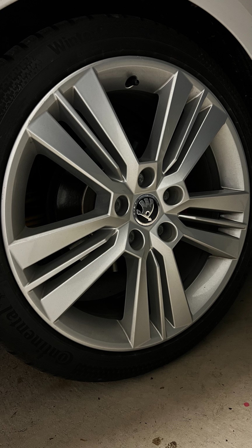 SKODA Octavia Combi 2.0 TSI RS-image-11