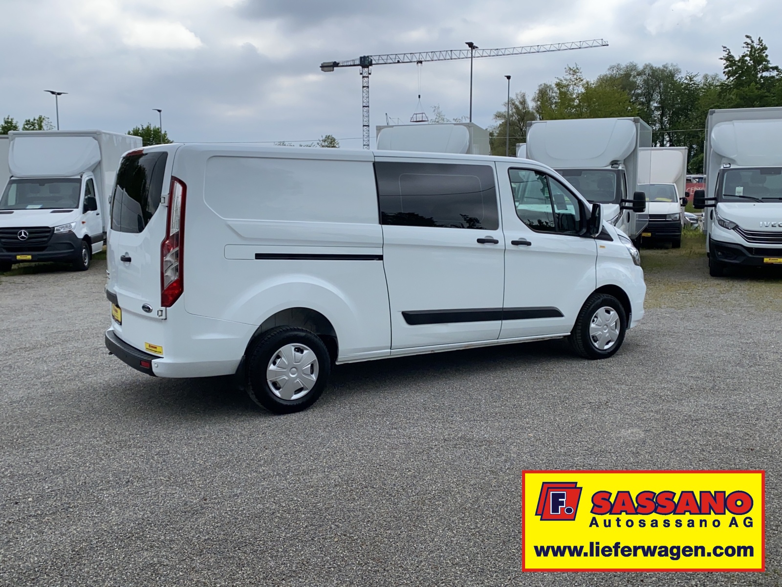 FORD Transit Custom 300 2.0 TDCi L2H1 6 Plätze-image-6