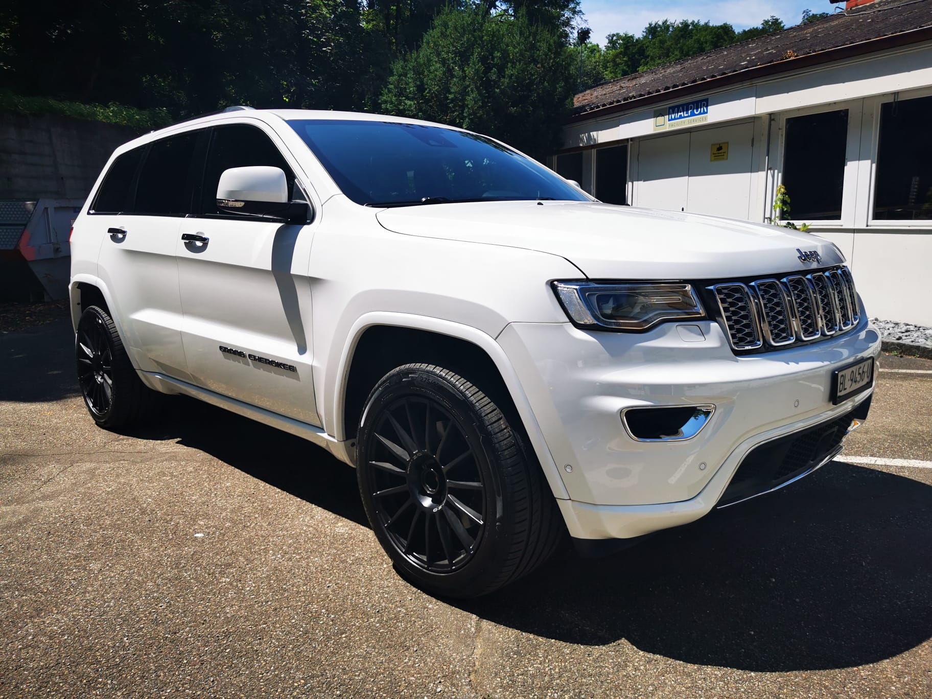 JEEP Grand Cherokee 3.0 CRD Overland Automatic-image-6
