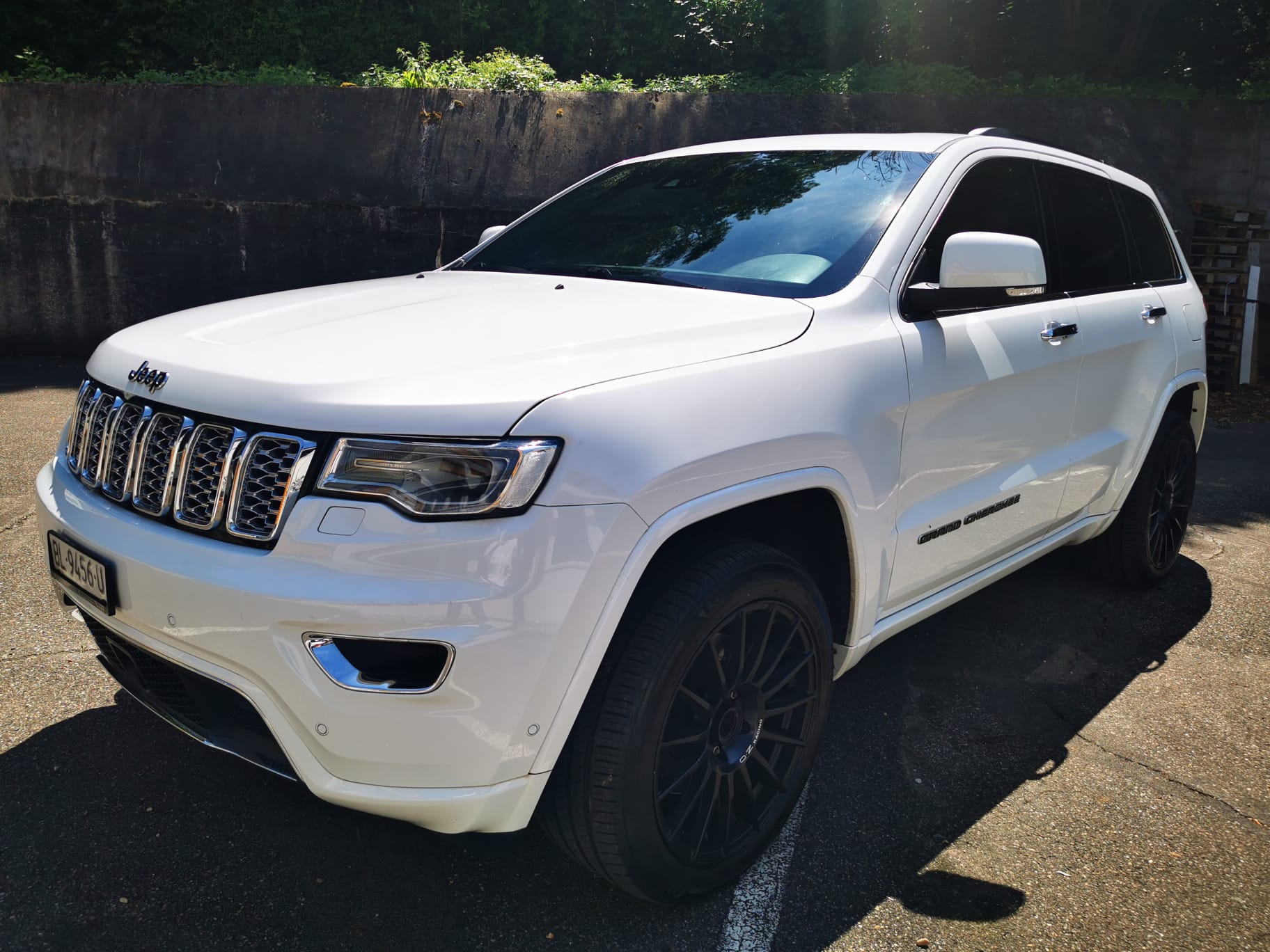 JEEP Grand Cherokee 3.0 CRD Overland Automatic-image-1