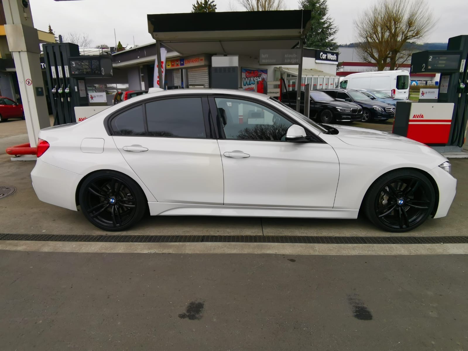 BMW 335i xDrive Touring Modern Line Steptronic-image-7