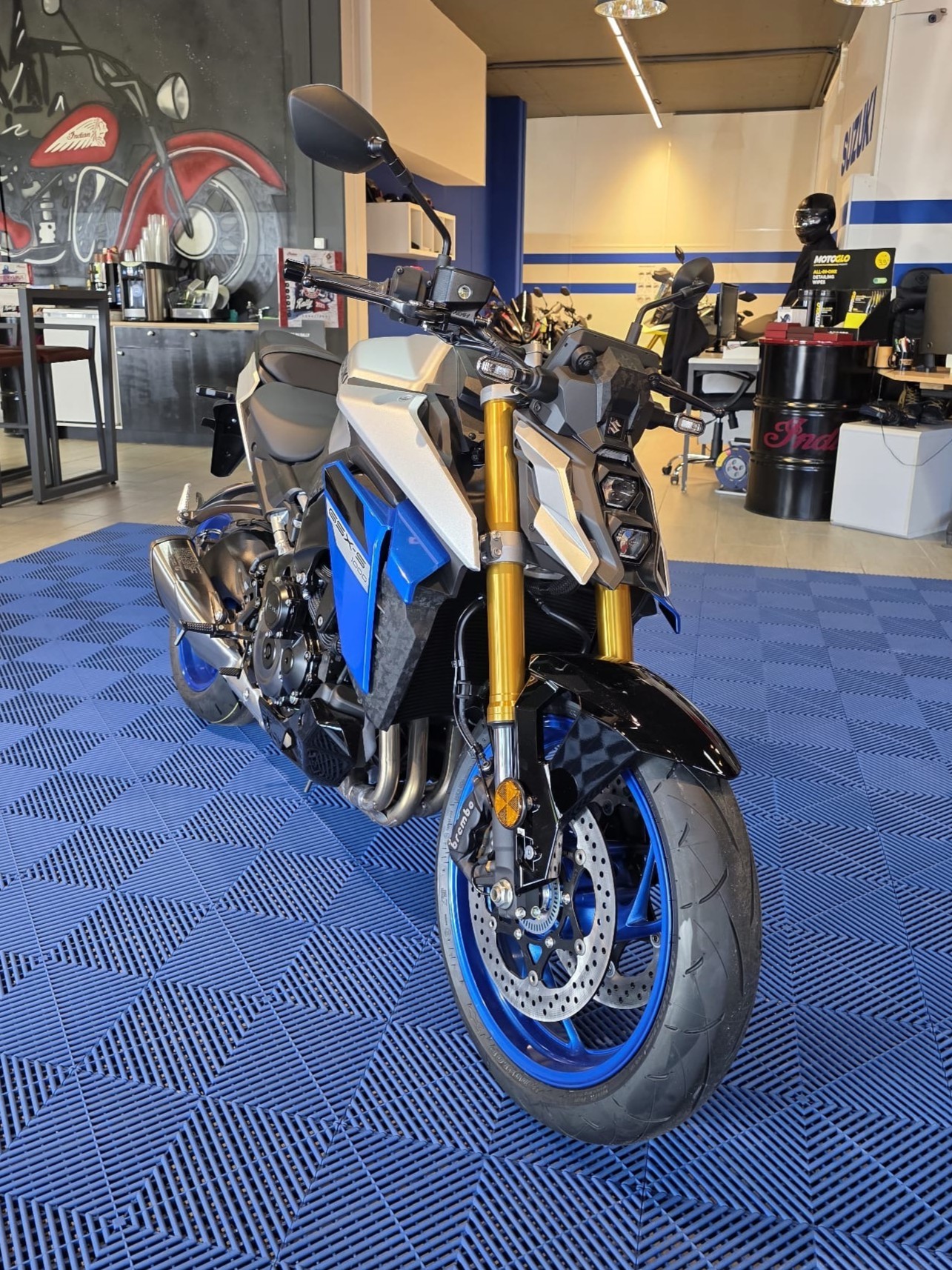 SUZUKI GSX-S 1000-image-1