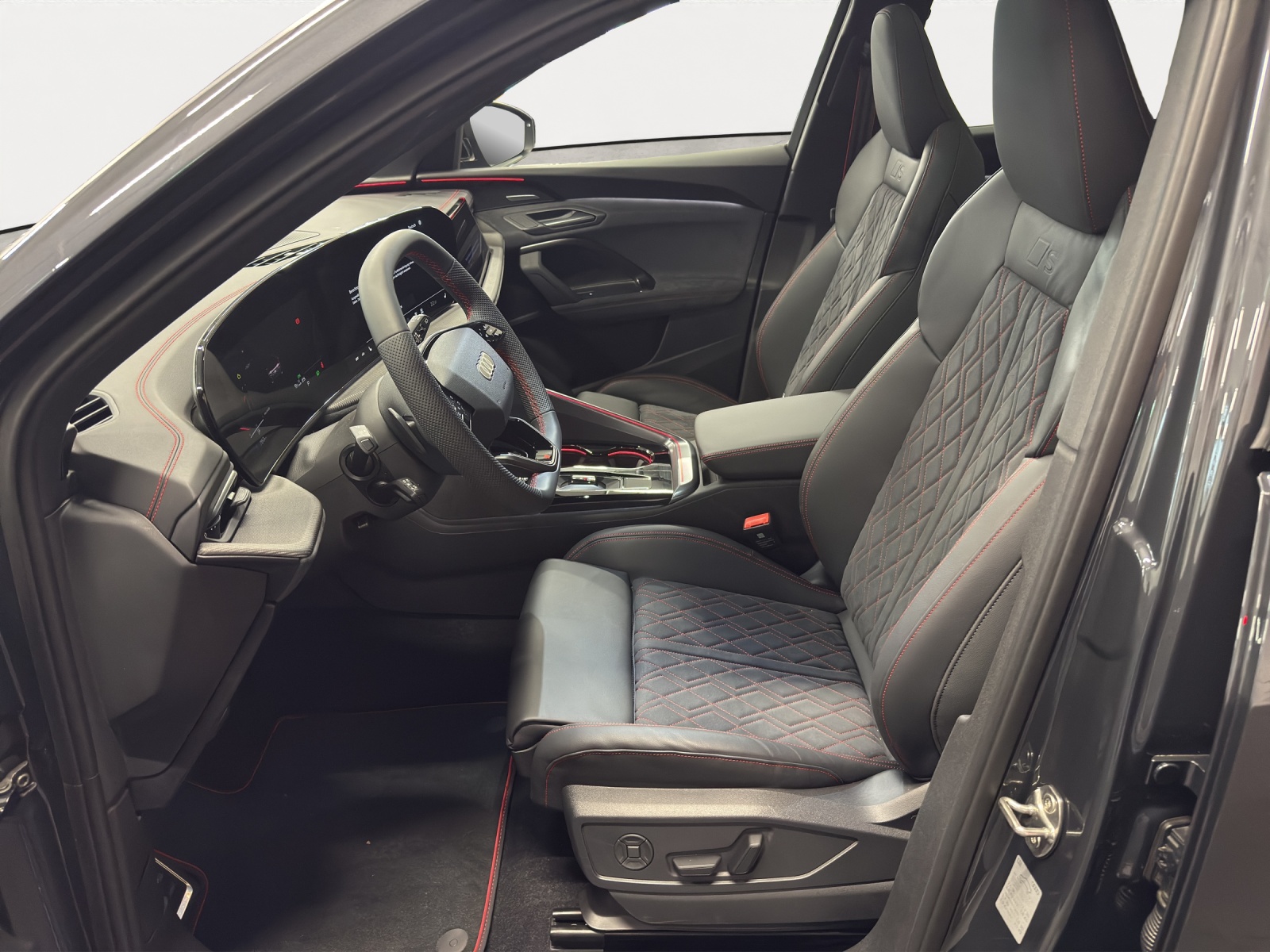 AUDI SQ5 SUV TFSI Quattro. 270 kW 367PS-image-4