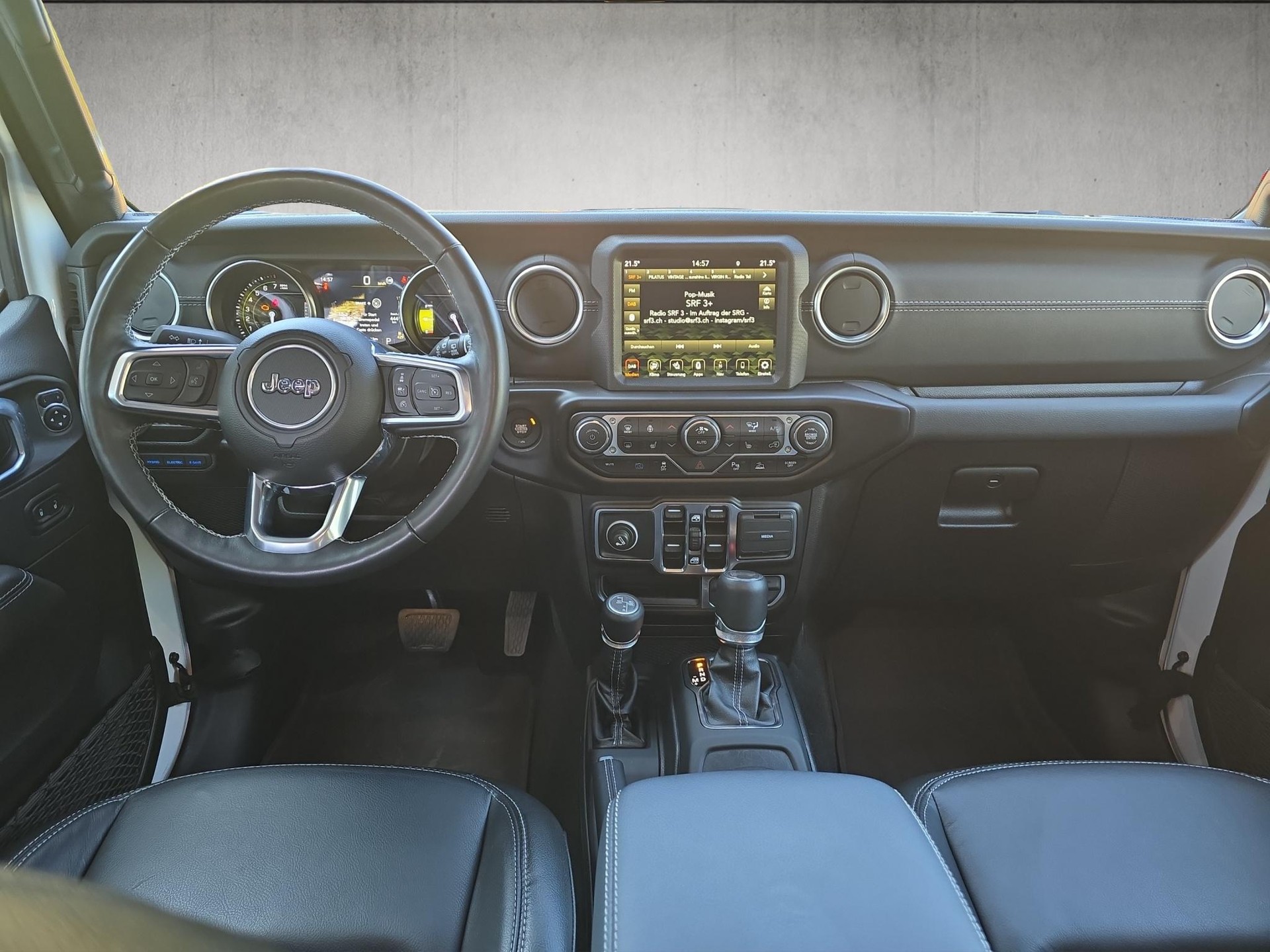 JEEP Wrangler 2.0 Turbo Overland Unlimited 4xe-image-10