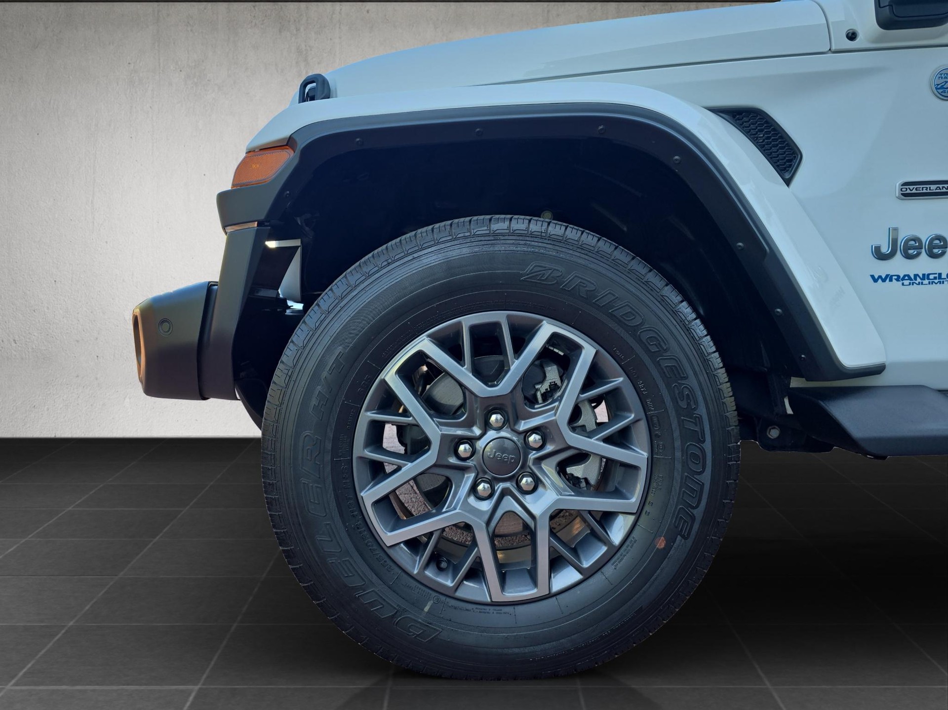 JEEP Wrangler 2.0 Turbo Overland Unlimited 4xe-image-14