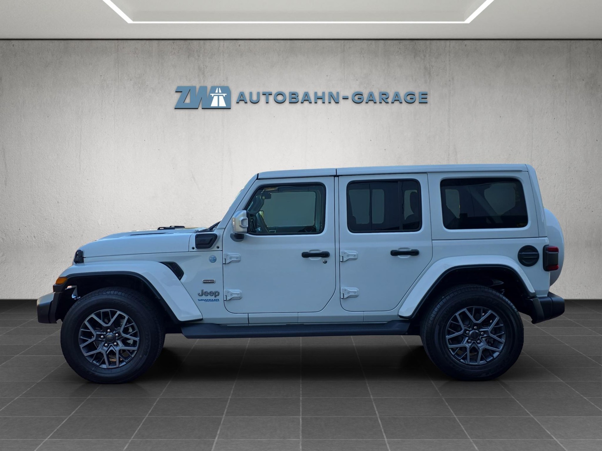 JEEP Wrangler 2.0 Turbo Overland Unlimited 4xe-image-1