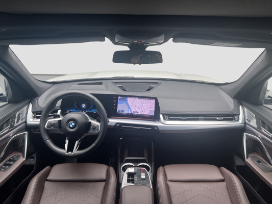 BMW X1 xDrive 23d 48V M Sport-image-11