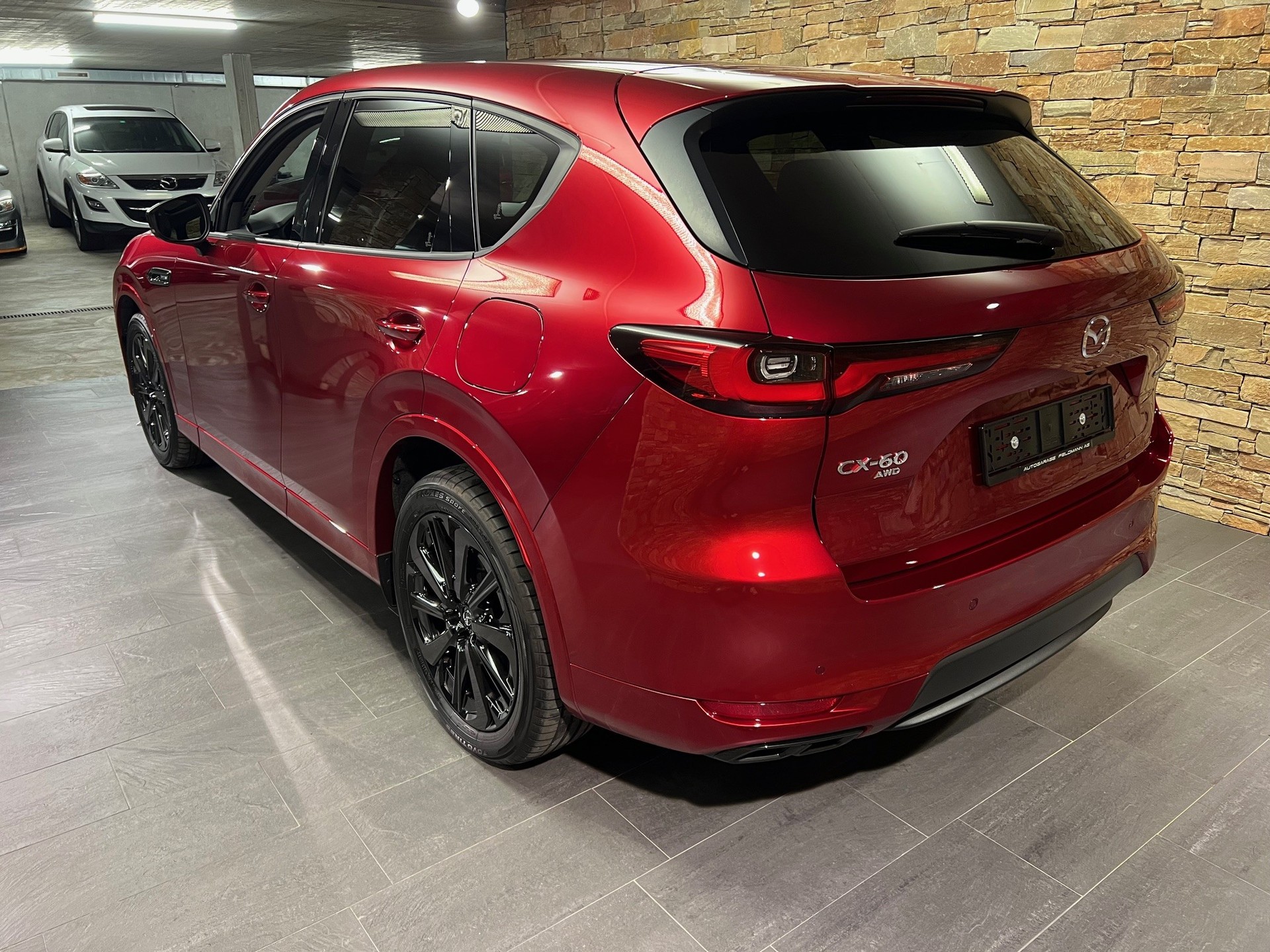 MAZDA CX-60 e-Skyactiv PHEV 327 AWD Homura-showroom-element-3