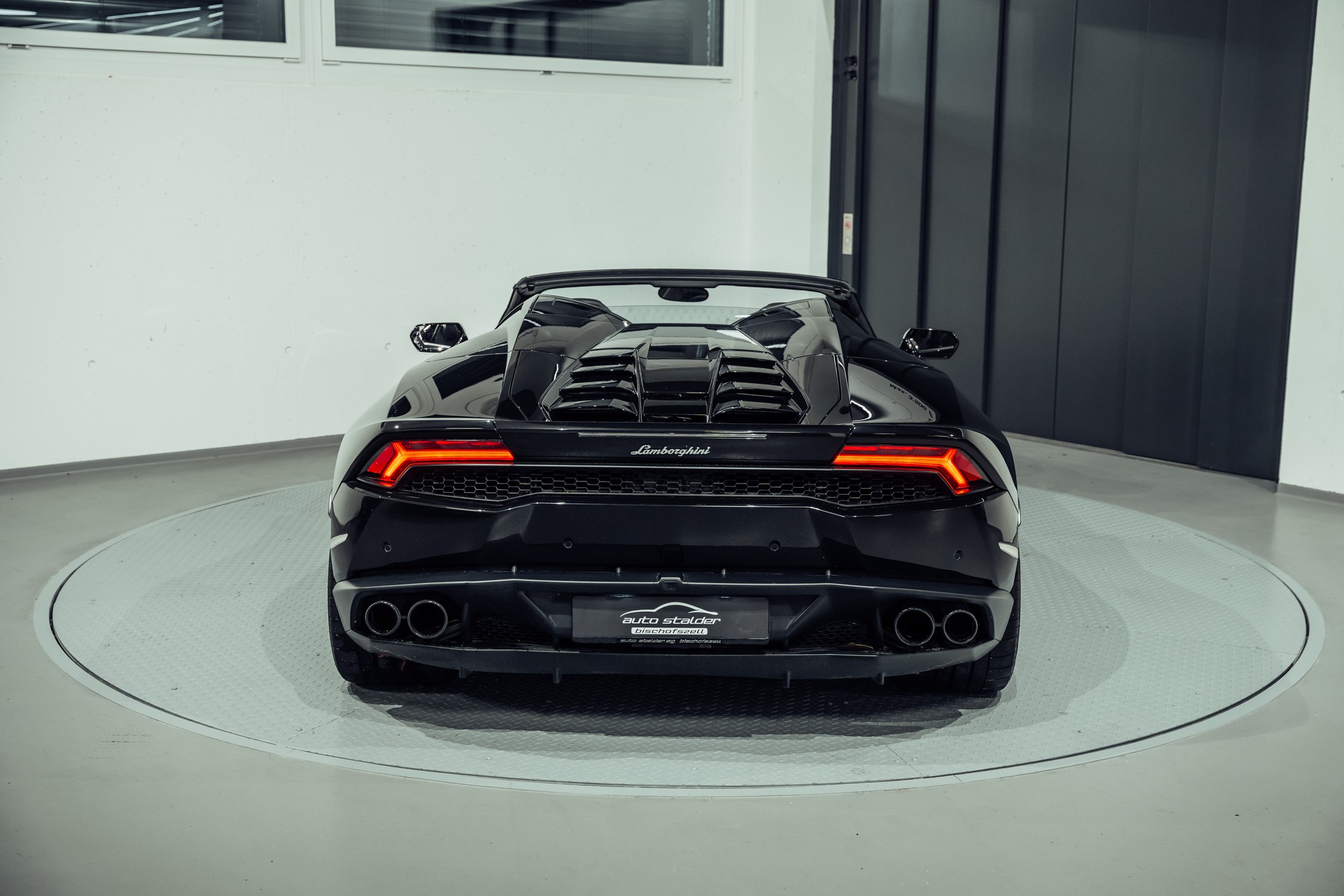 LAMBORGHINI Huracan LP610-4 Spyder DCT-image-6