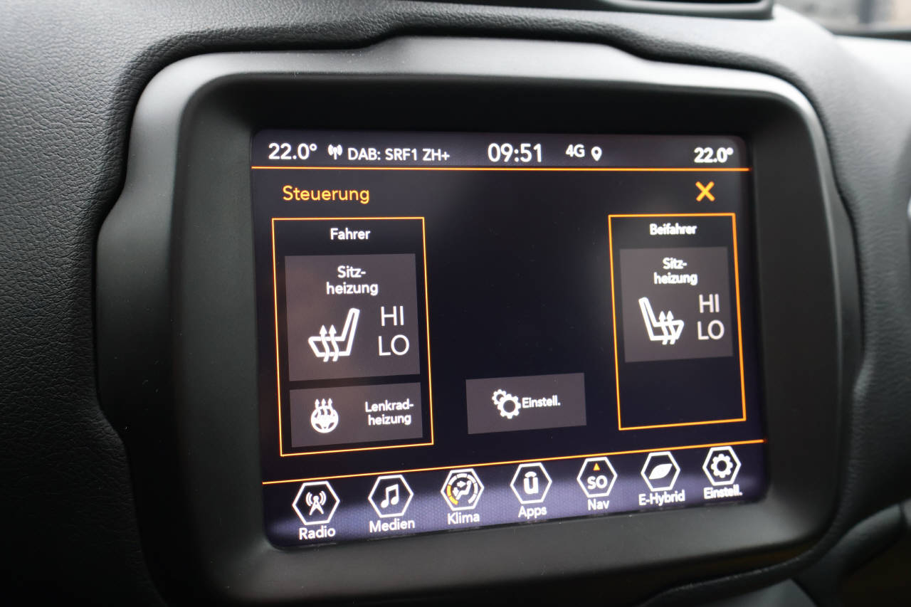 JEEP Renegade 1.3 Trailhawk Plus Sky 4xe-image-12