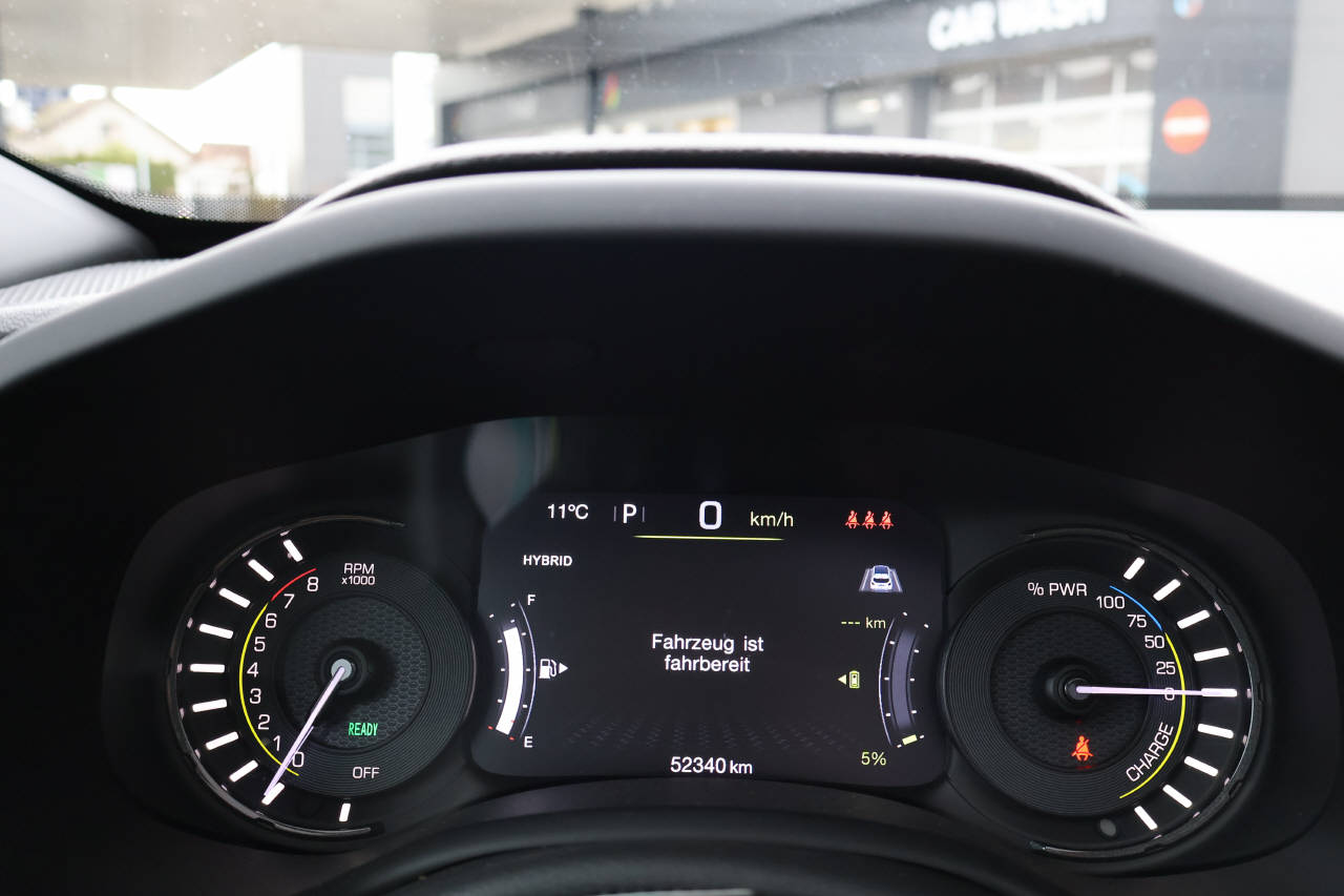 JEEP Renegade 1.3 Trailhawk Plus Sky 4xe-image-11