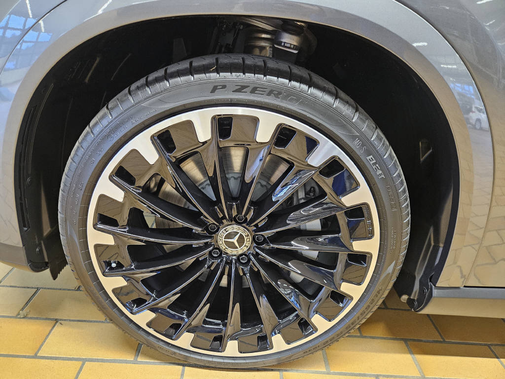 MERCEDES-BENZ EQE 500 4Matic AMG Line Excellence Edition-image-14