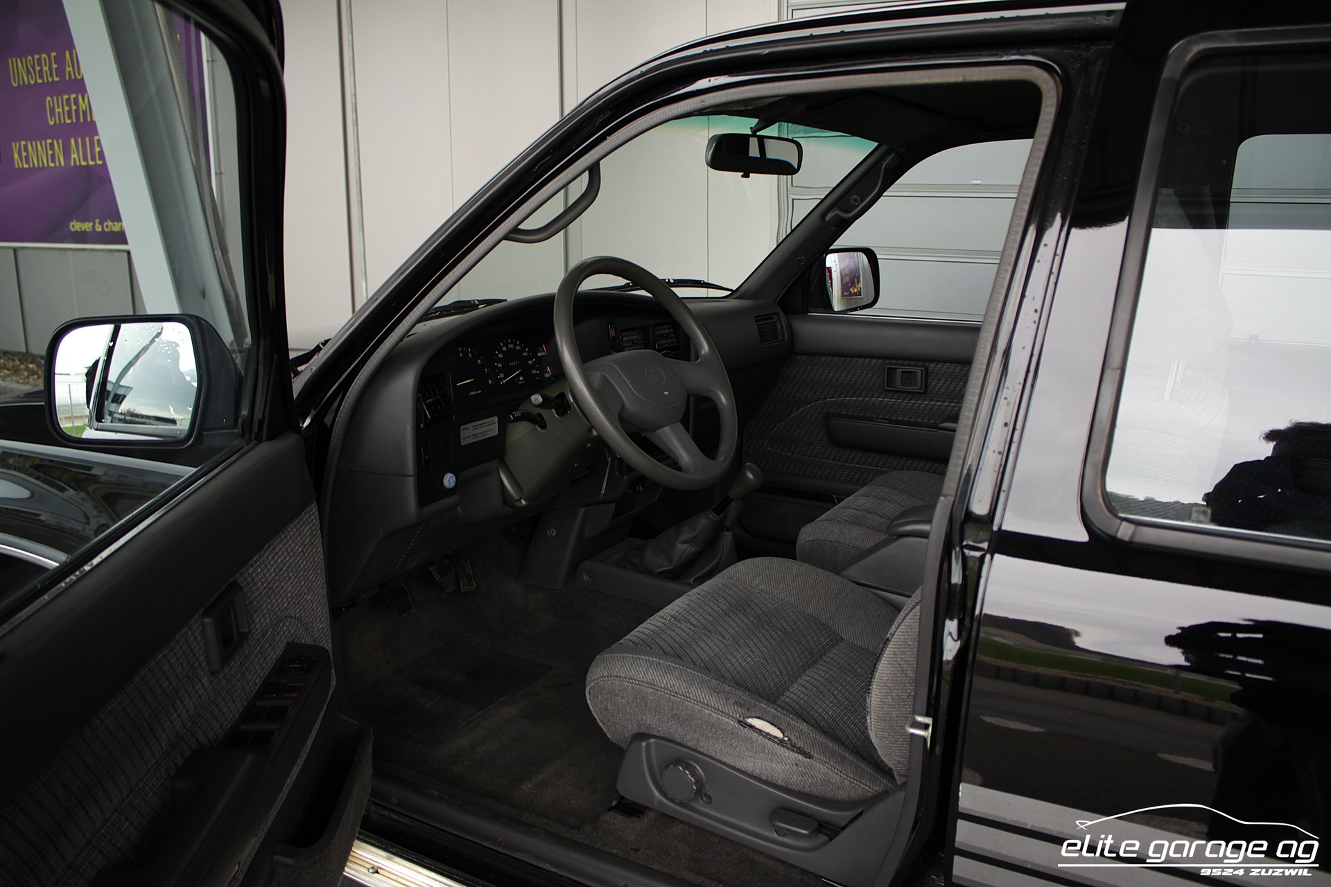 TOYOTA 4-Runner 3.0-image-13