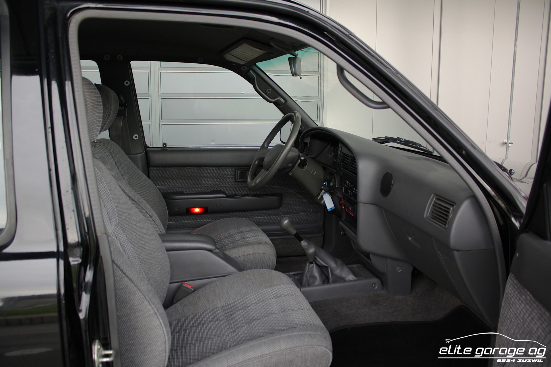 TOYOTA 4-Runner 3.0-image-15