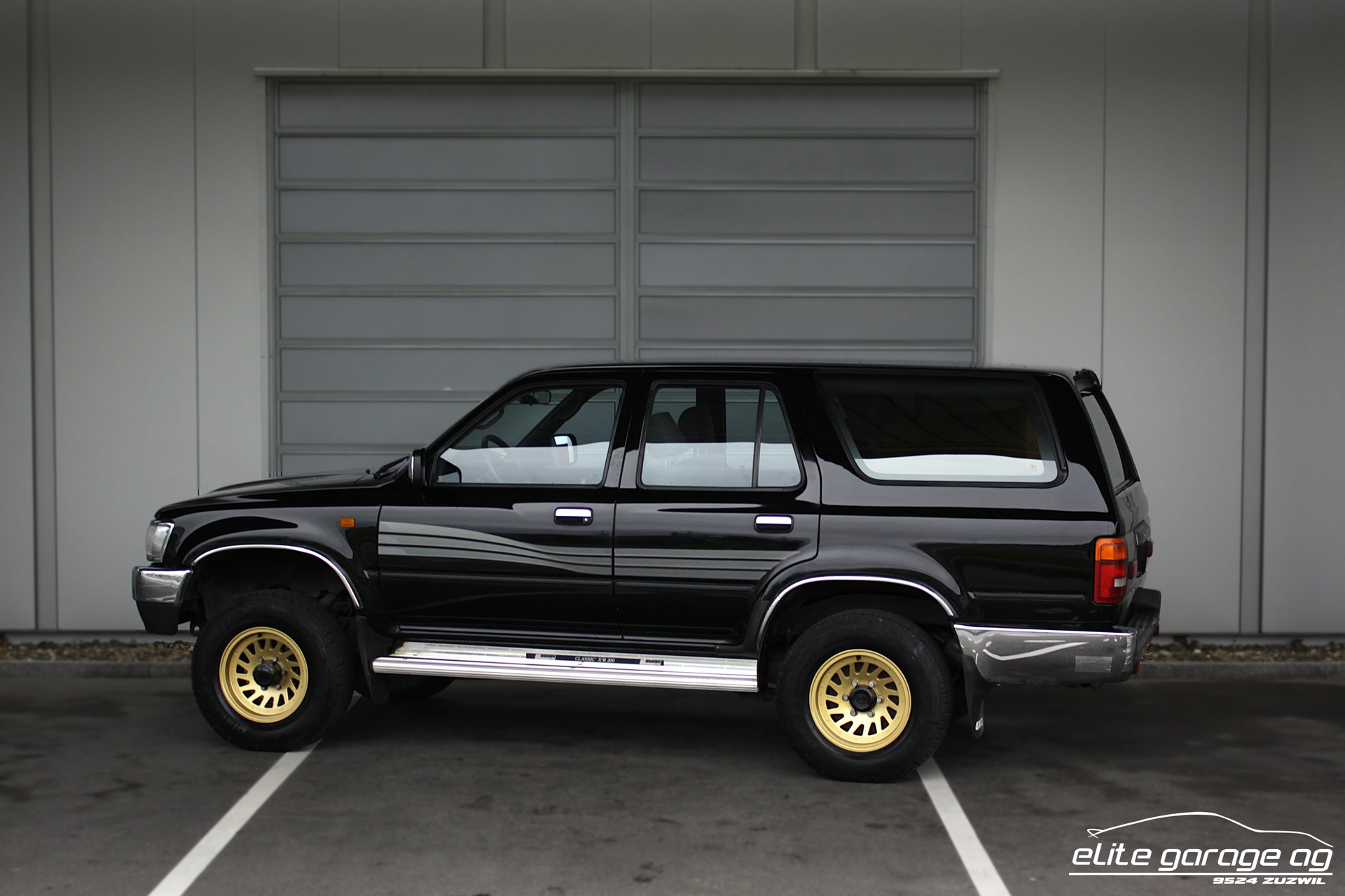 TOYOTA 4-Runner 3.0-image-2