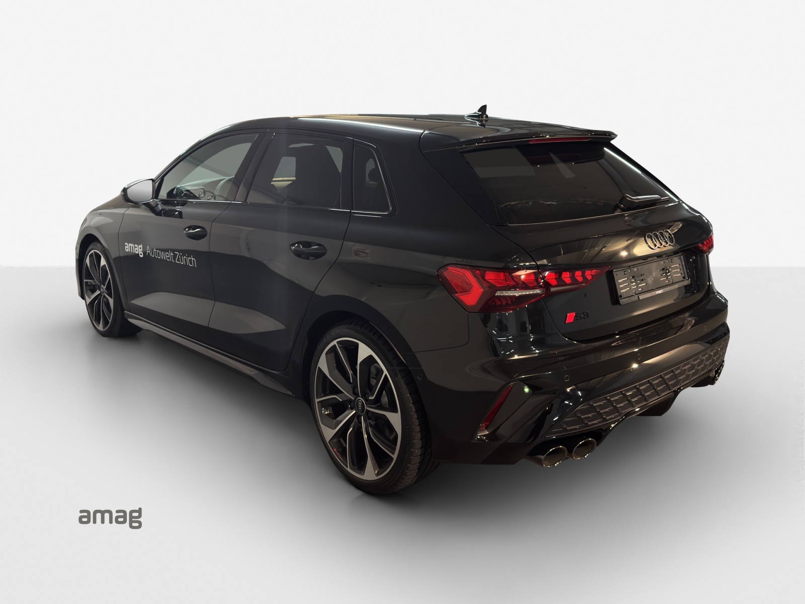 AUDI S3 Sportback TFSI quattro S-tronic-image-2