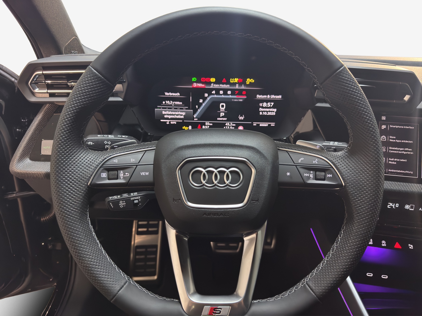 AUDI S3 Sportback TFSI quattro S-tronic-image-9