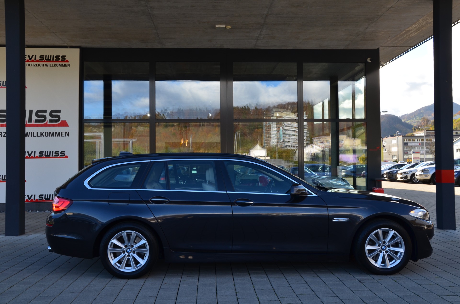 BMW 535i Touring Steptronic-image-3