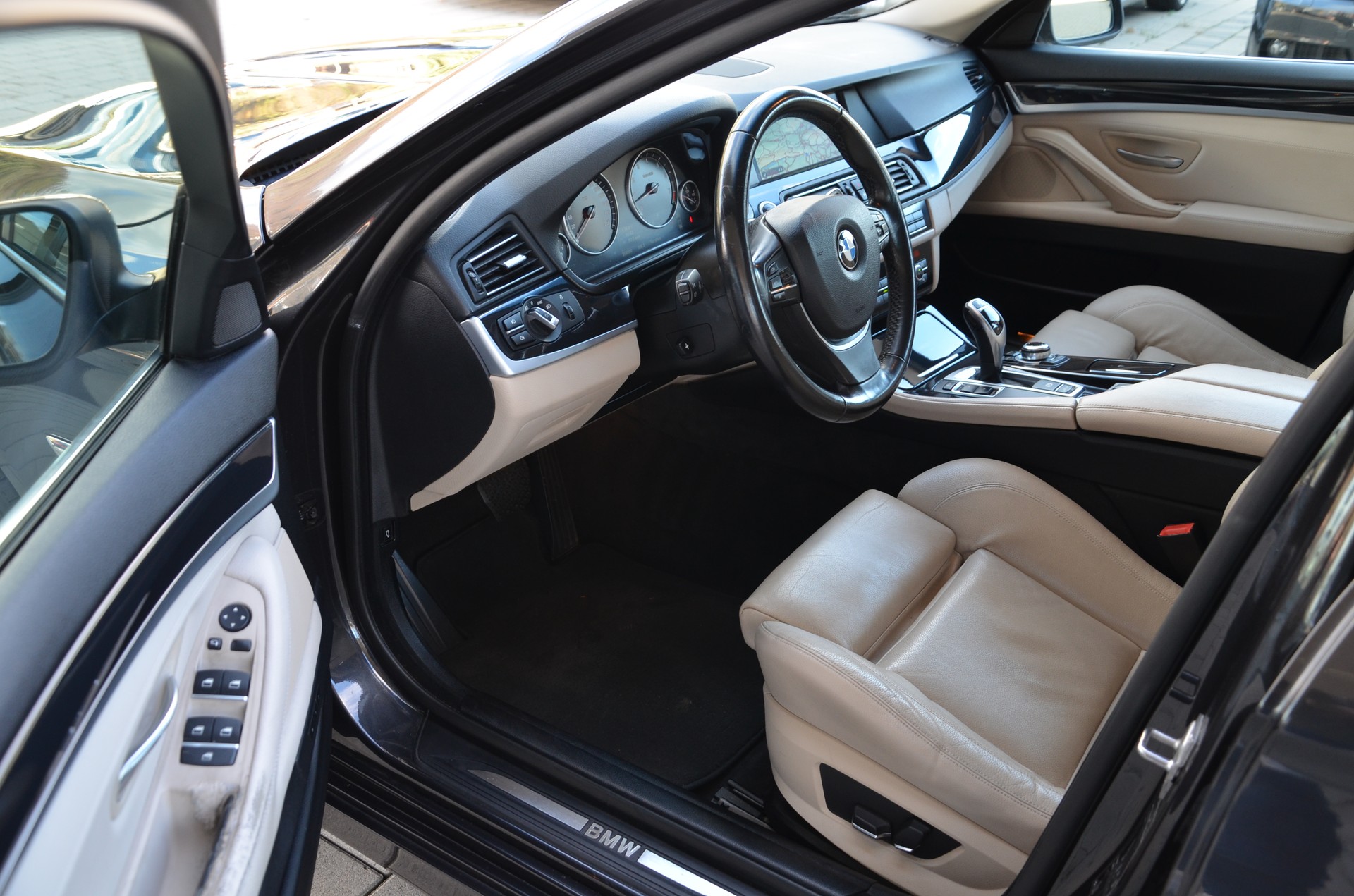 BMW 535i Touring Steptronic-image-9