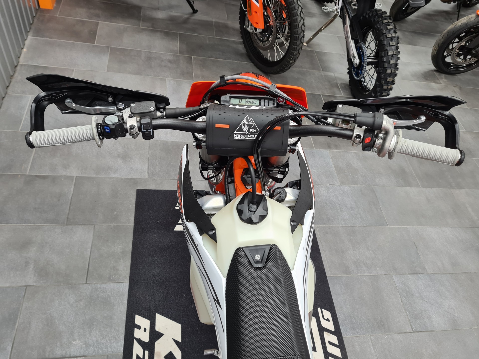 KTM 300 EXC HARDENDURO-image-4