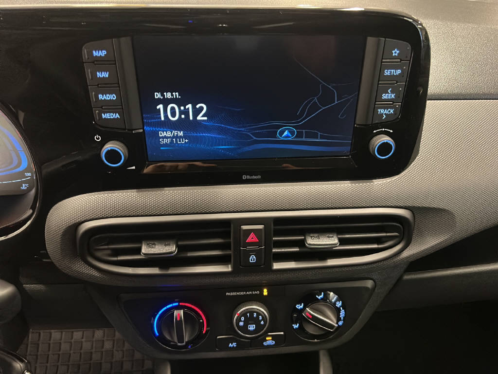 HYUNDAI i10 1.2 Amplia-image-5