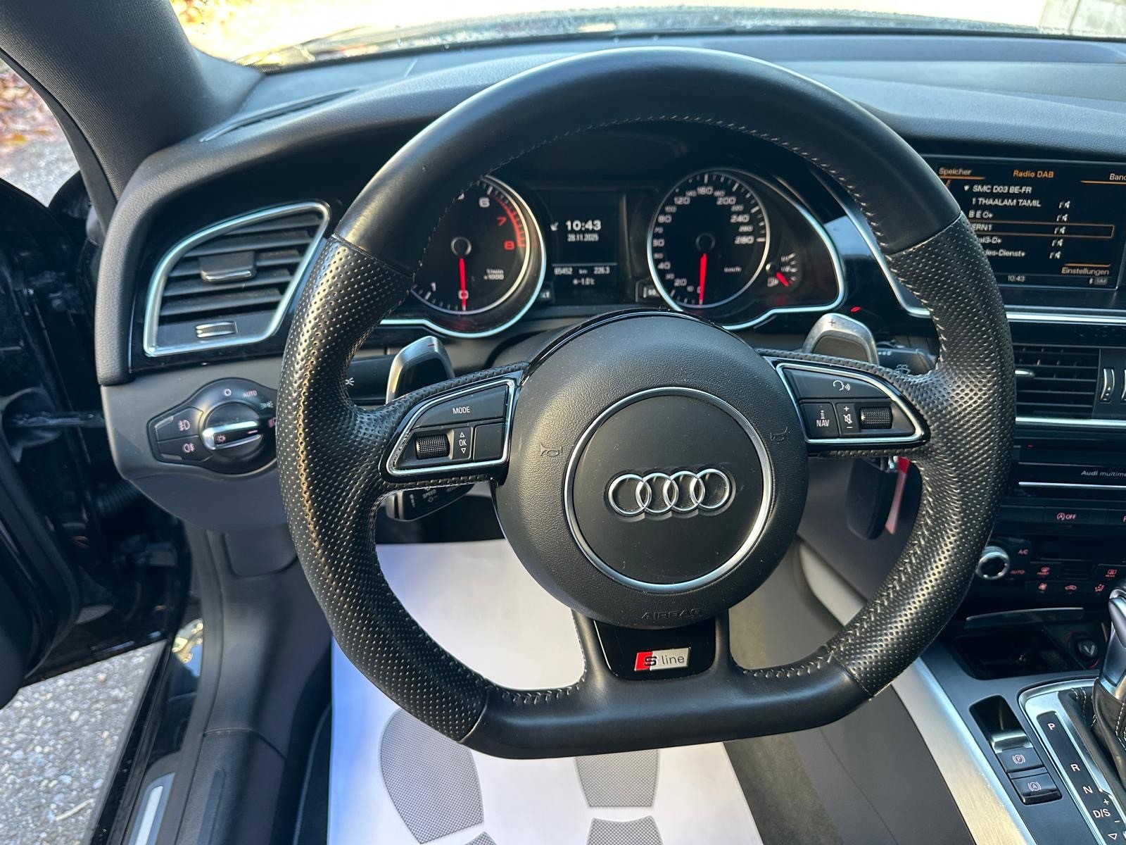 AUDI A5 Coupé 2.0 TFSI quattro S-tronic S-Line-image-9